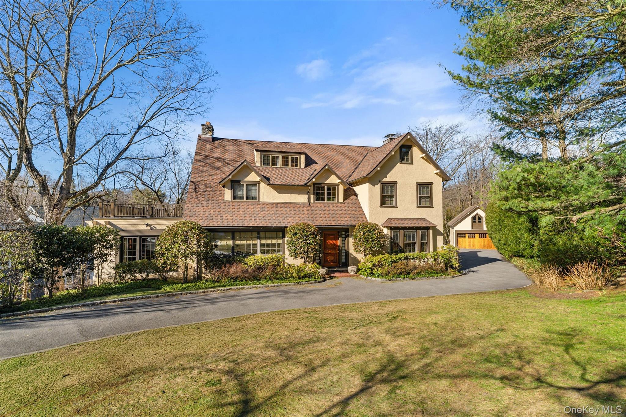 #1 photo, 11 Mamaroneck Road, Scarsdale , NY 10583