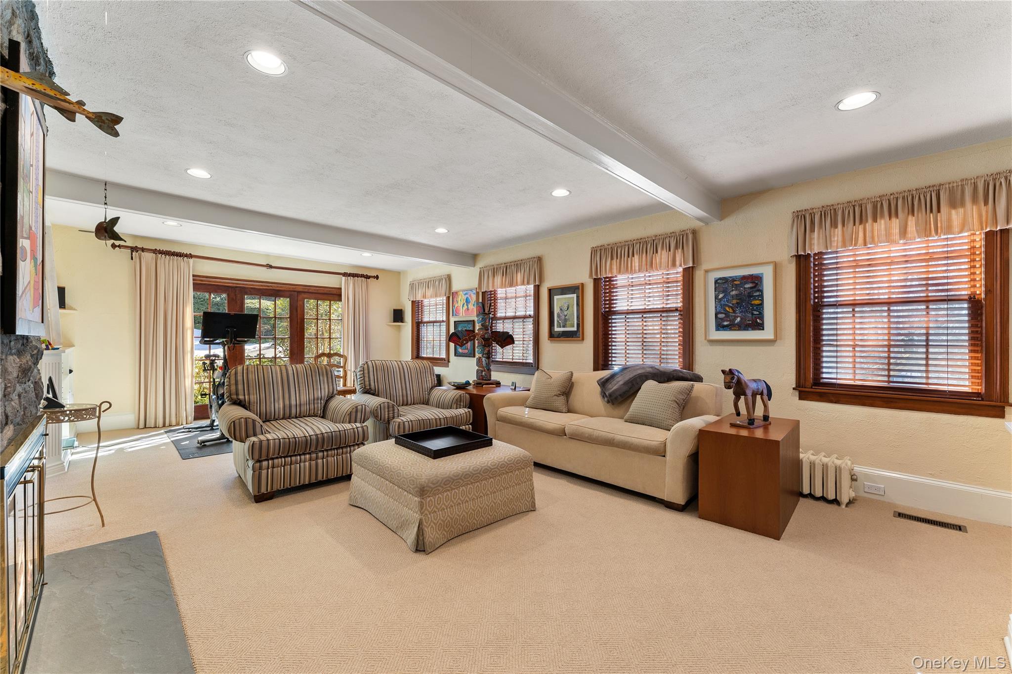 #7 photo, 11 Mamaroneck Road, Scarsdale , NY 10583