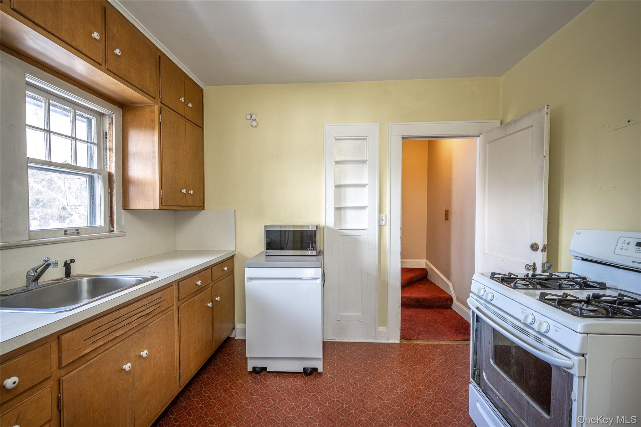 #12 photo, 15 Marshall Place, Ossining , NY 10562