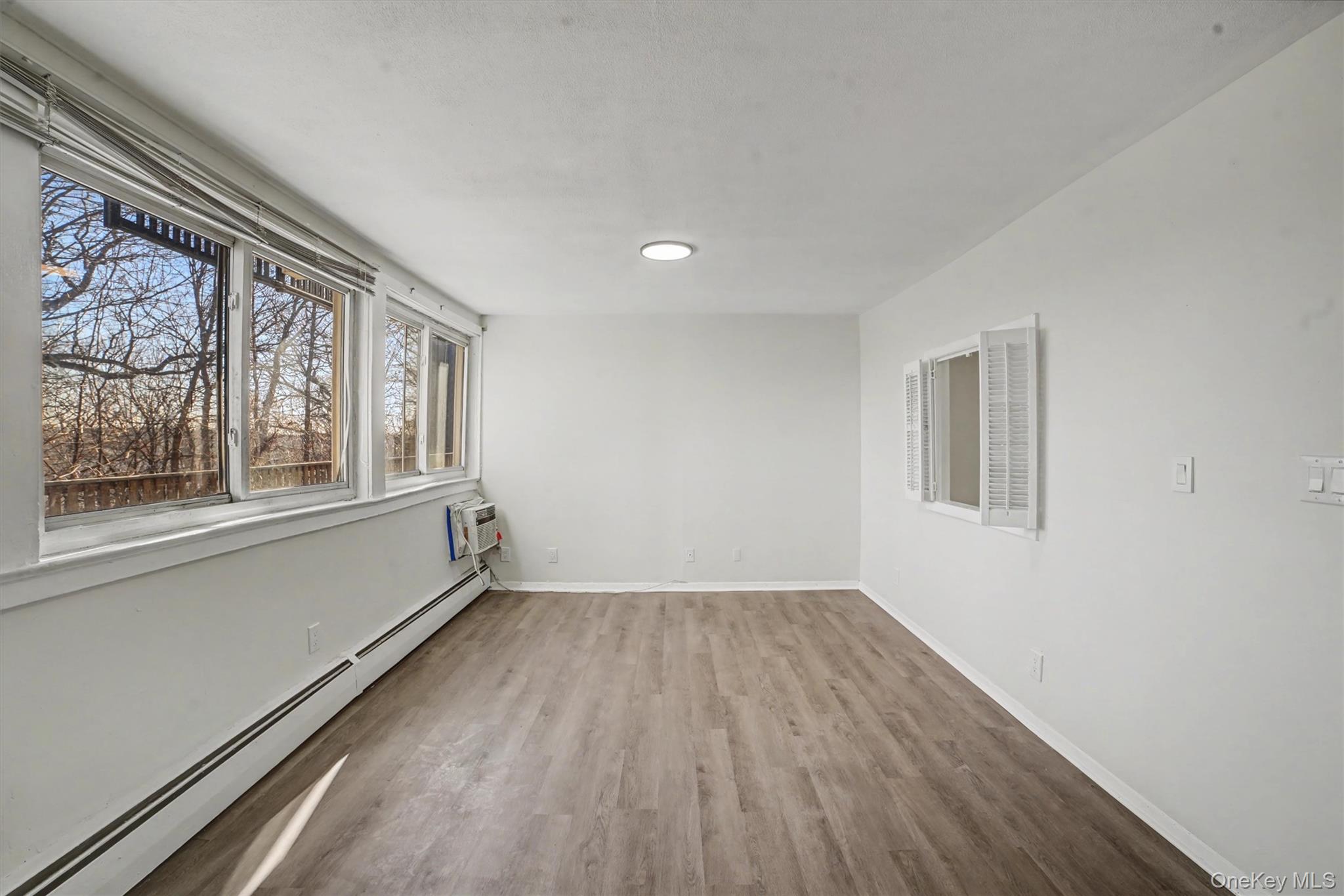 #5 photo, 8 Wyndover Woods Lane, White Plains , NY 10603