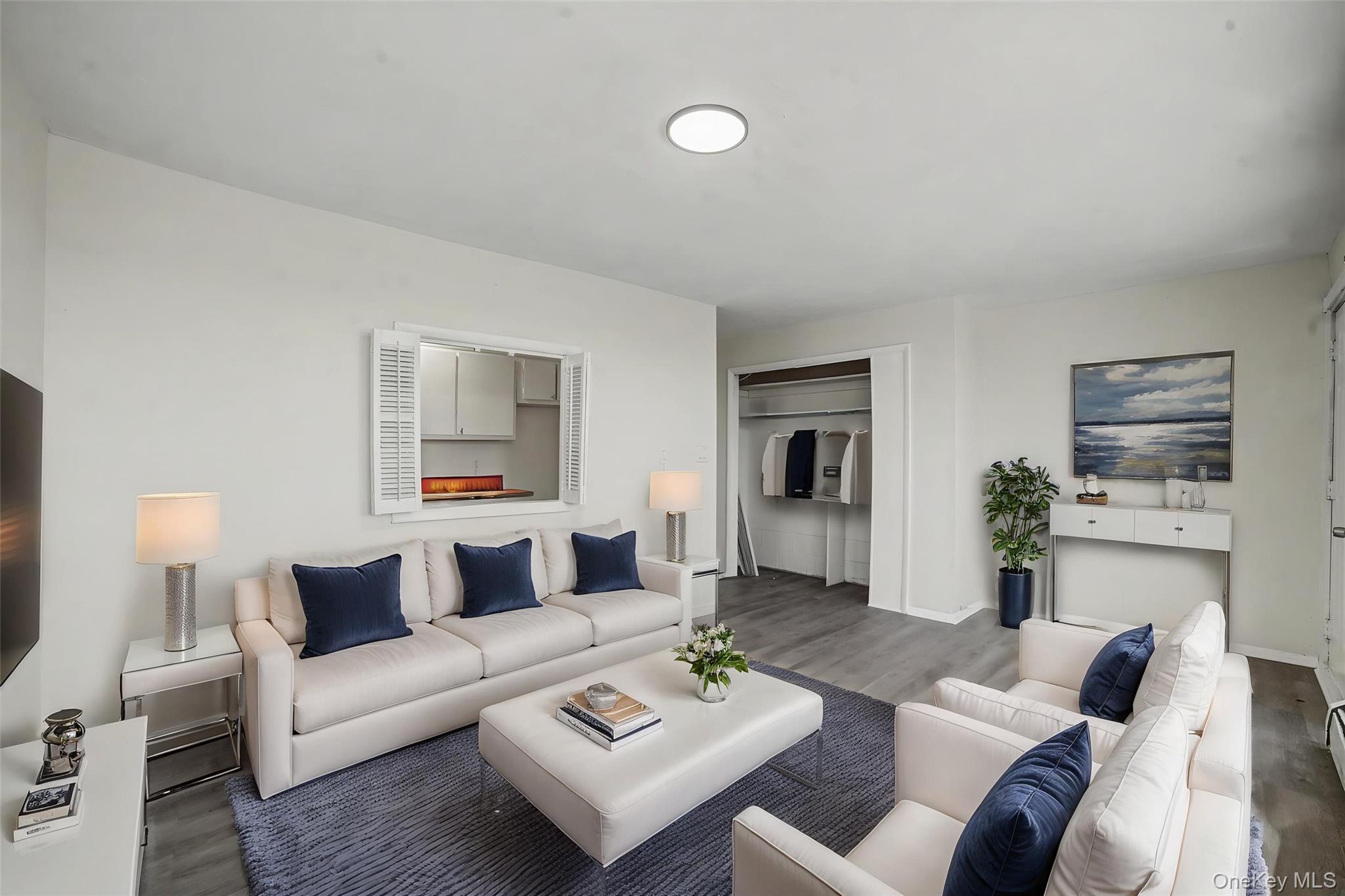 #6 photo, 8 Wyndover Woods Lane, White Plains , NY 10603