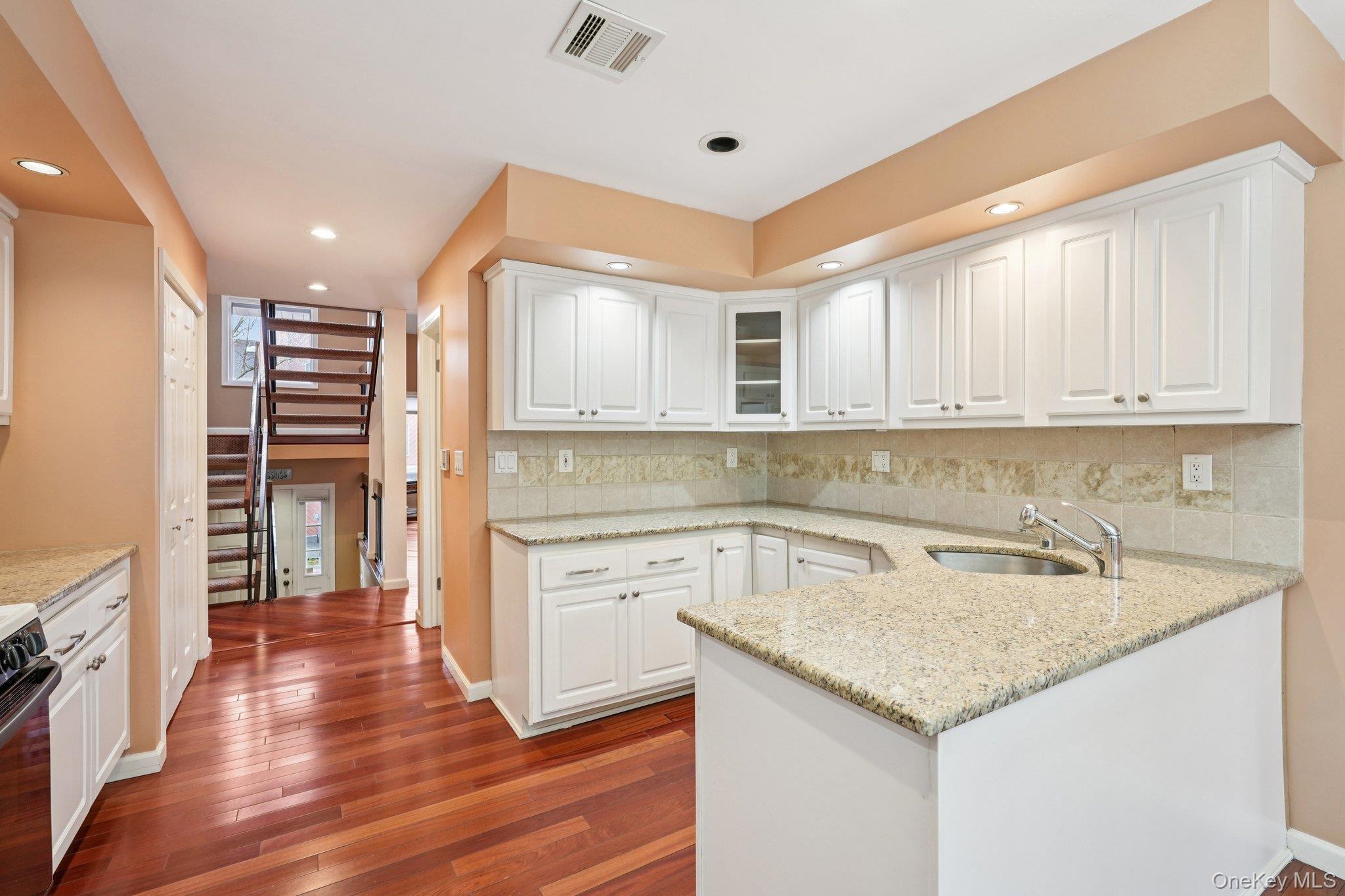 #15 photo, 10 Omni Court, 紐約州 New City , NY 10956