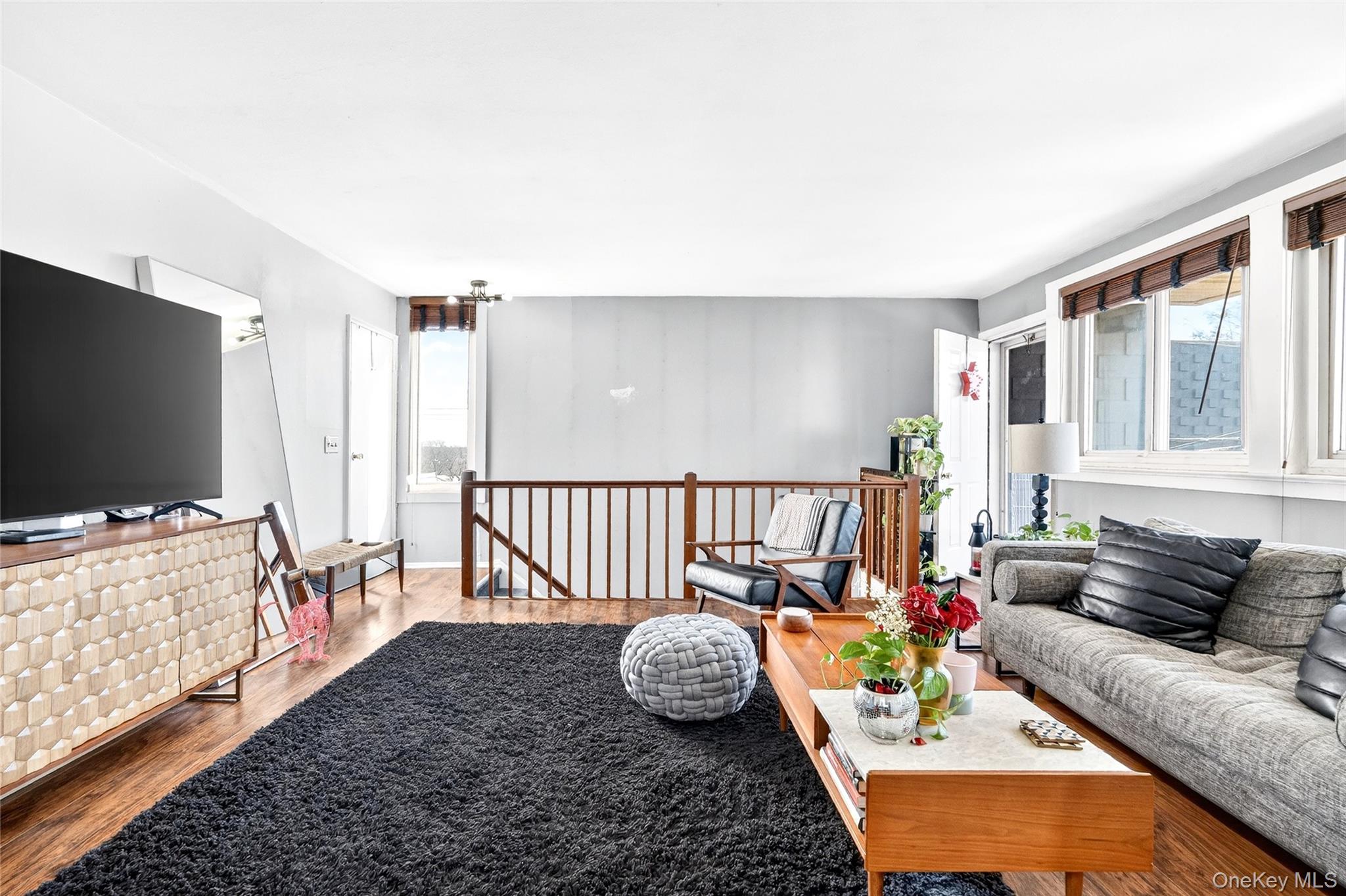 #10 photo, 2 Wyndover Woods Lane, White Plains , NY 10603