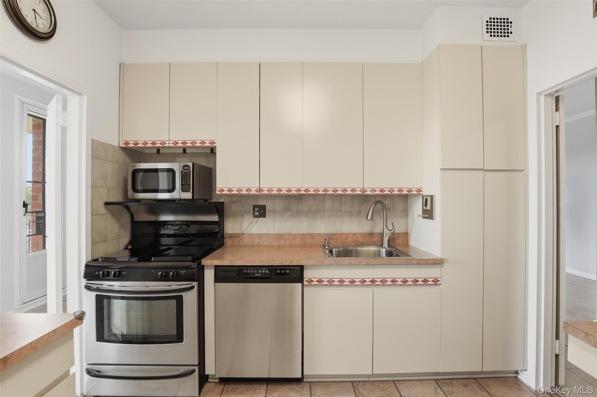 #11 photo, 16 Rockledge Avenue, 纽约州 Ossining , NY 10562