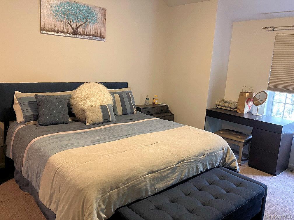 #17 photo, 1404 Pondcrest Lane, White Plains , NY 10607