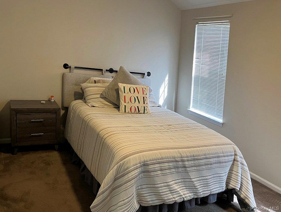 #20 photo, 1404 Pondcrest Lane, White Plains , NY 10607