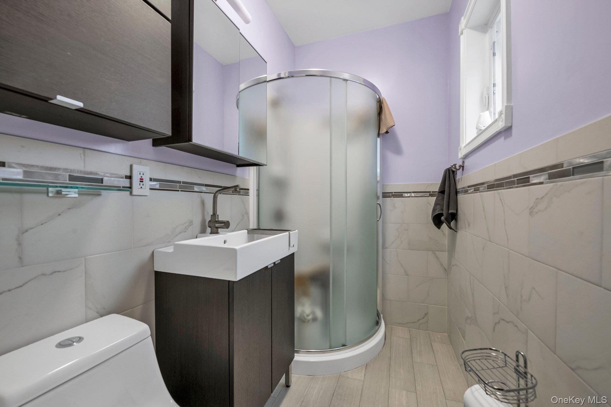 #8 photo, 1730 Colden Avenue, Бронкс ‖ Bronx , NY 10462