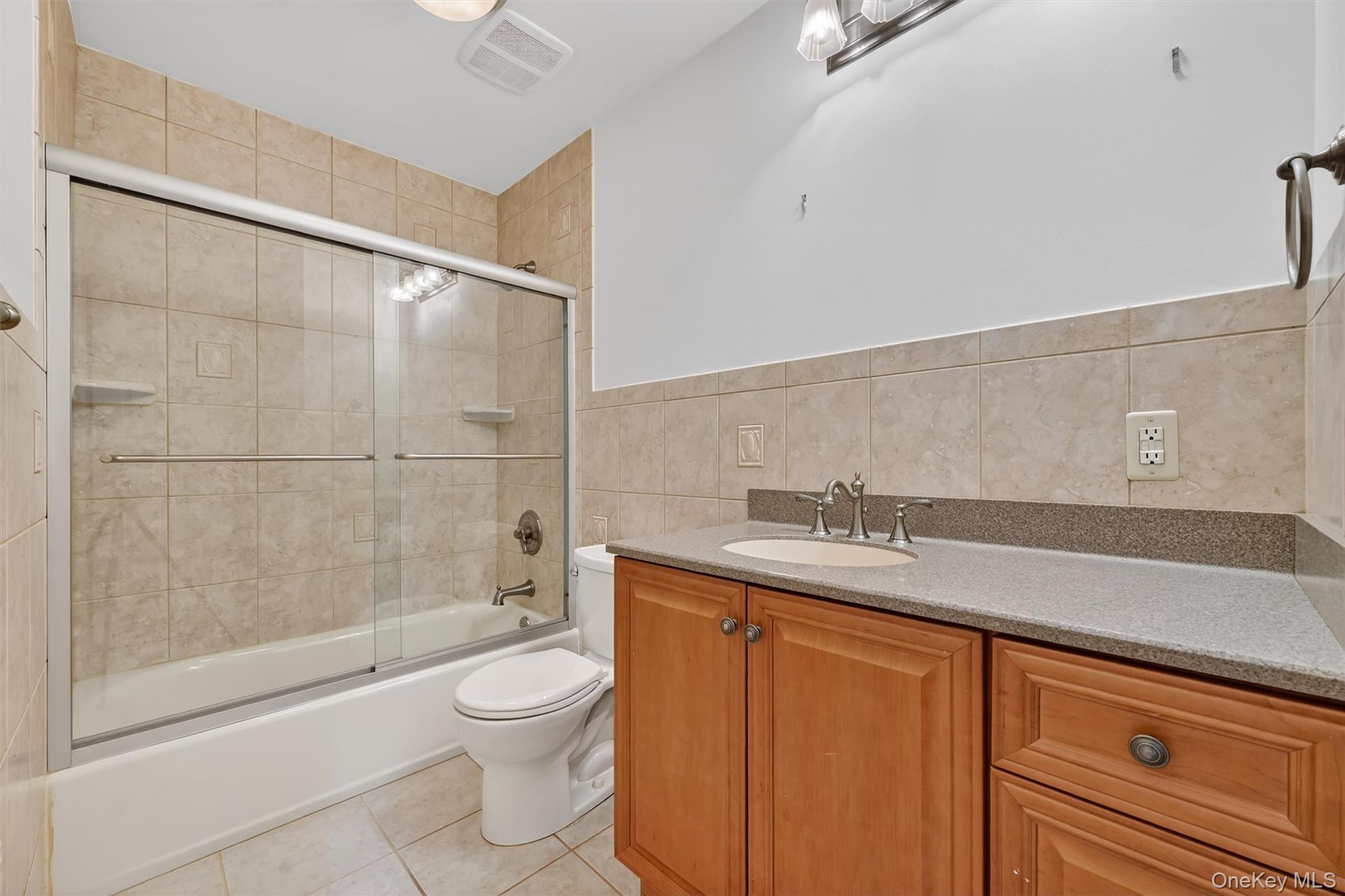 #18 photo, 4 Aspen Court, Highland Mills , NY 10930