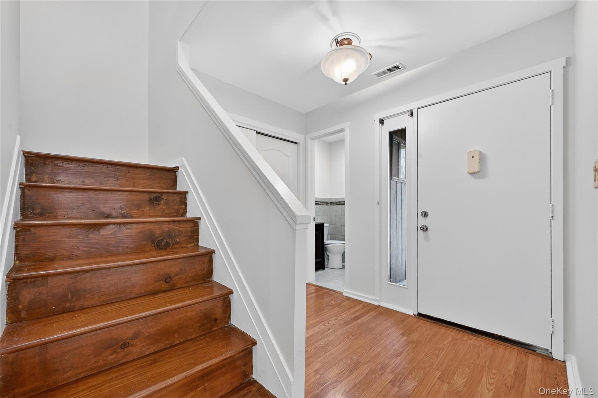 #5 photo, 4 Aspen Court, Highland Mills , NY 10930