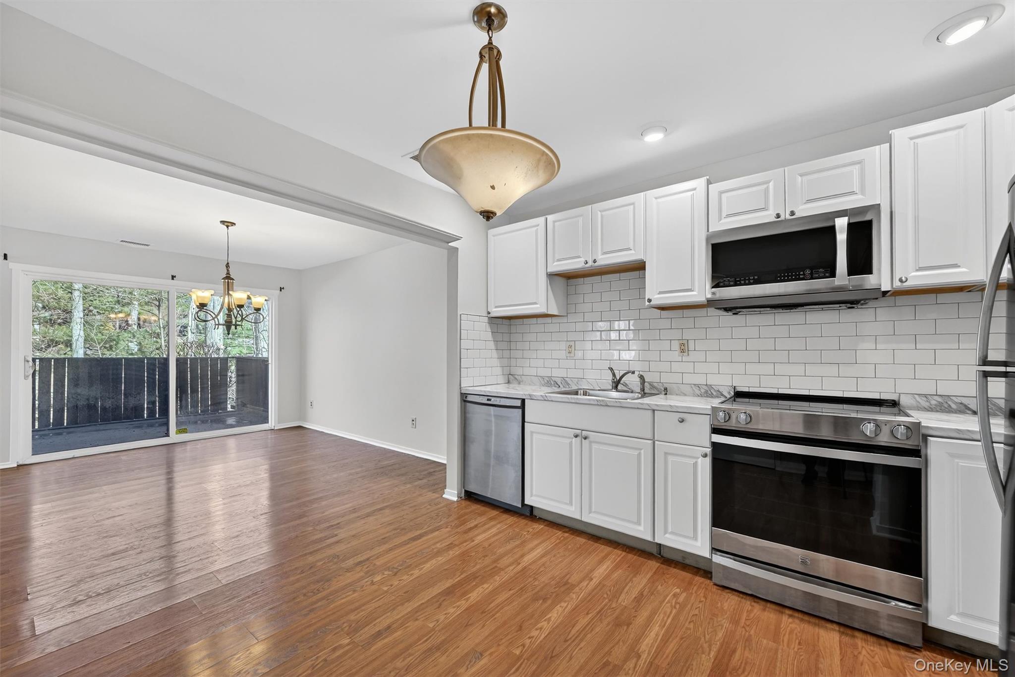 #9 photo, 4 Aspen Court, Highland Mills , NY 10930