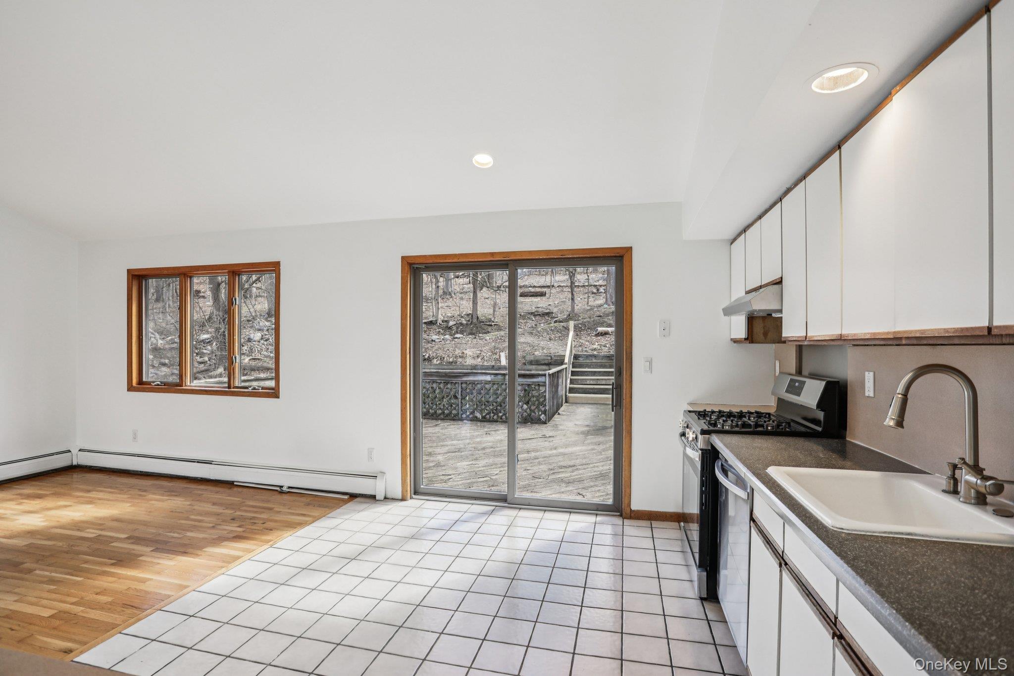 #11 photo, 597 Saddle River Road, Chestnut Ridge , NY 10952