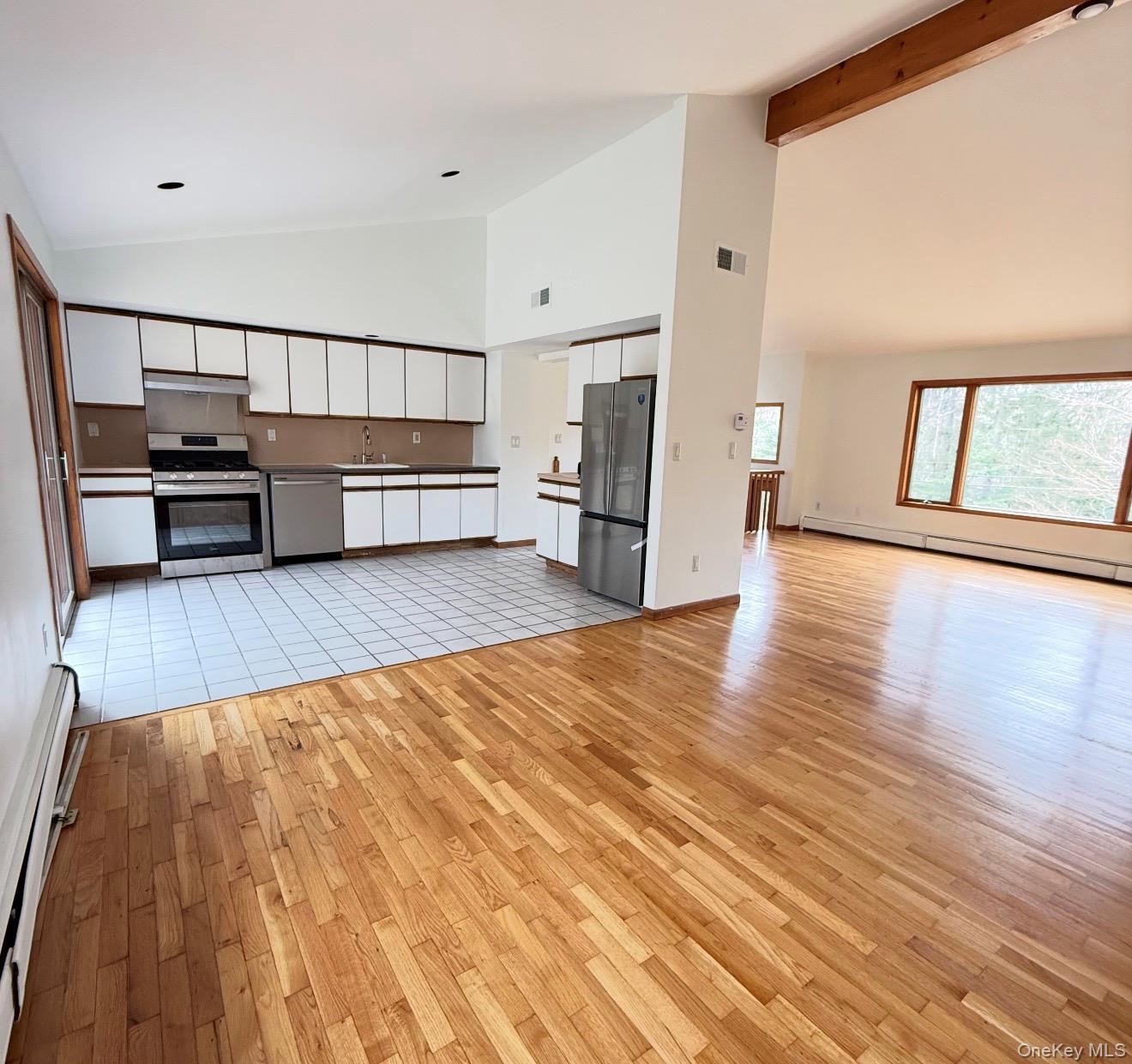 #7 photo, 597 Saddle River Road, Chestnut Ridge , NY 10952