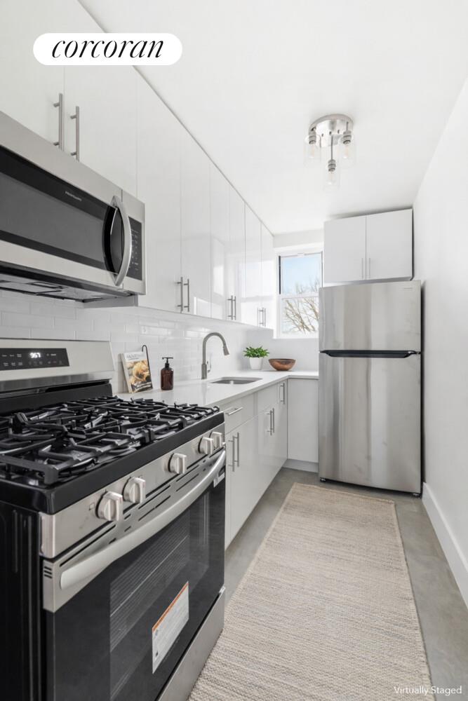 #6 photo, 745 E 31ST Street, הברונקס Flatbush , NY 11210