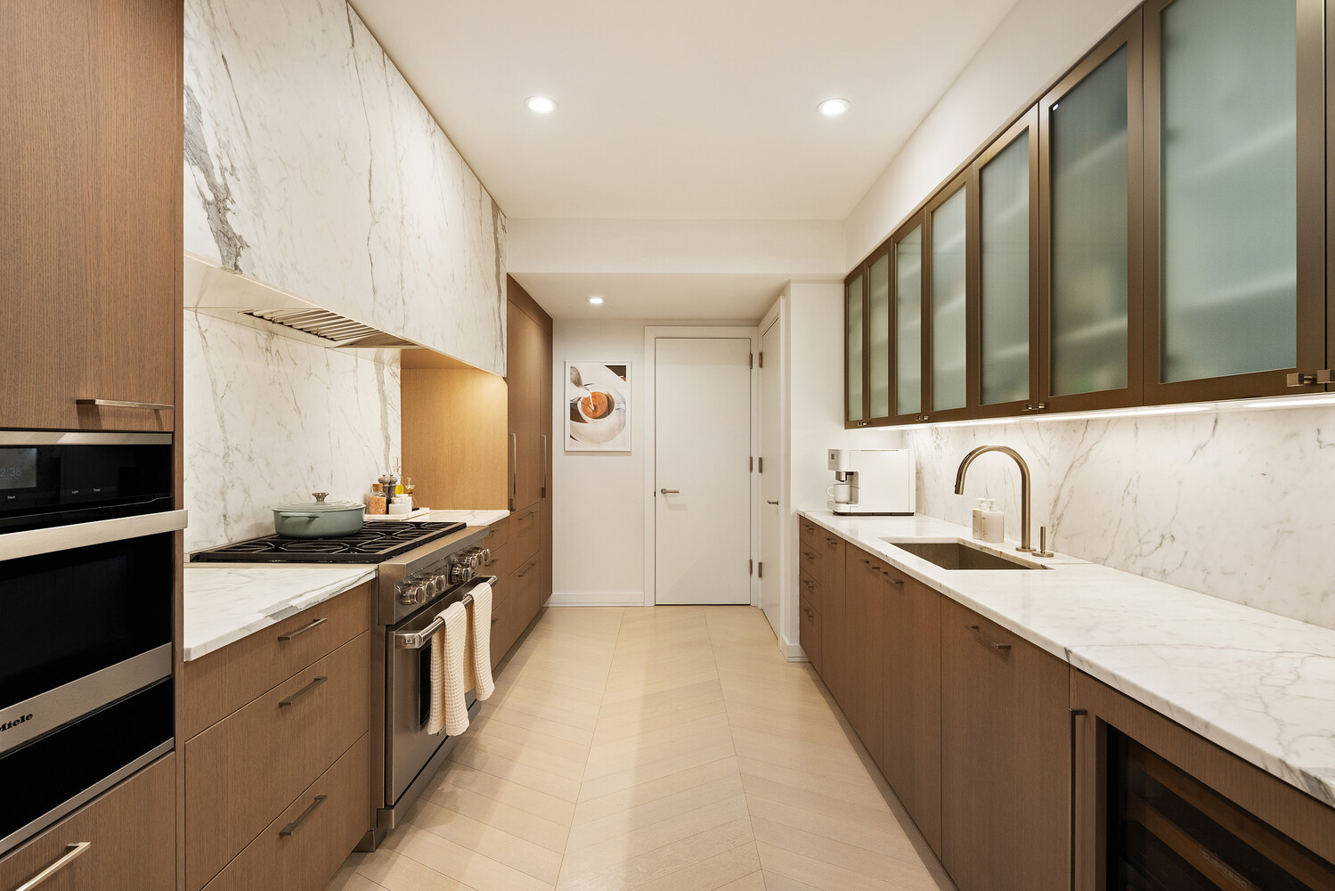 #5 photo, 200 AMSTERDAM Avenue, Манхэттен ‖ Lincoln Square , NY 10024