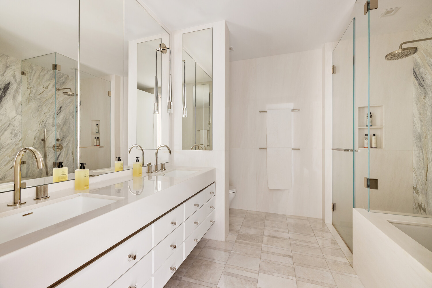 #8 photo, 200 AMSTERDAM Avenue, Манхэттен ‖ Lincoln Square , NY 10024