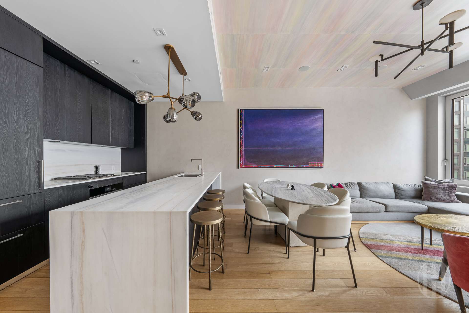 #5 photo, 32 E 1st Street, Манхэттен ‖ East Village , NY 10003