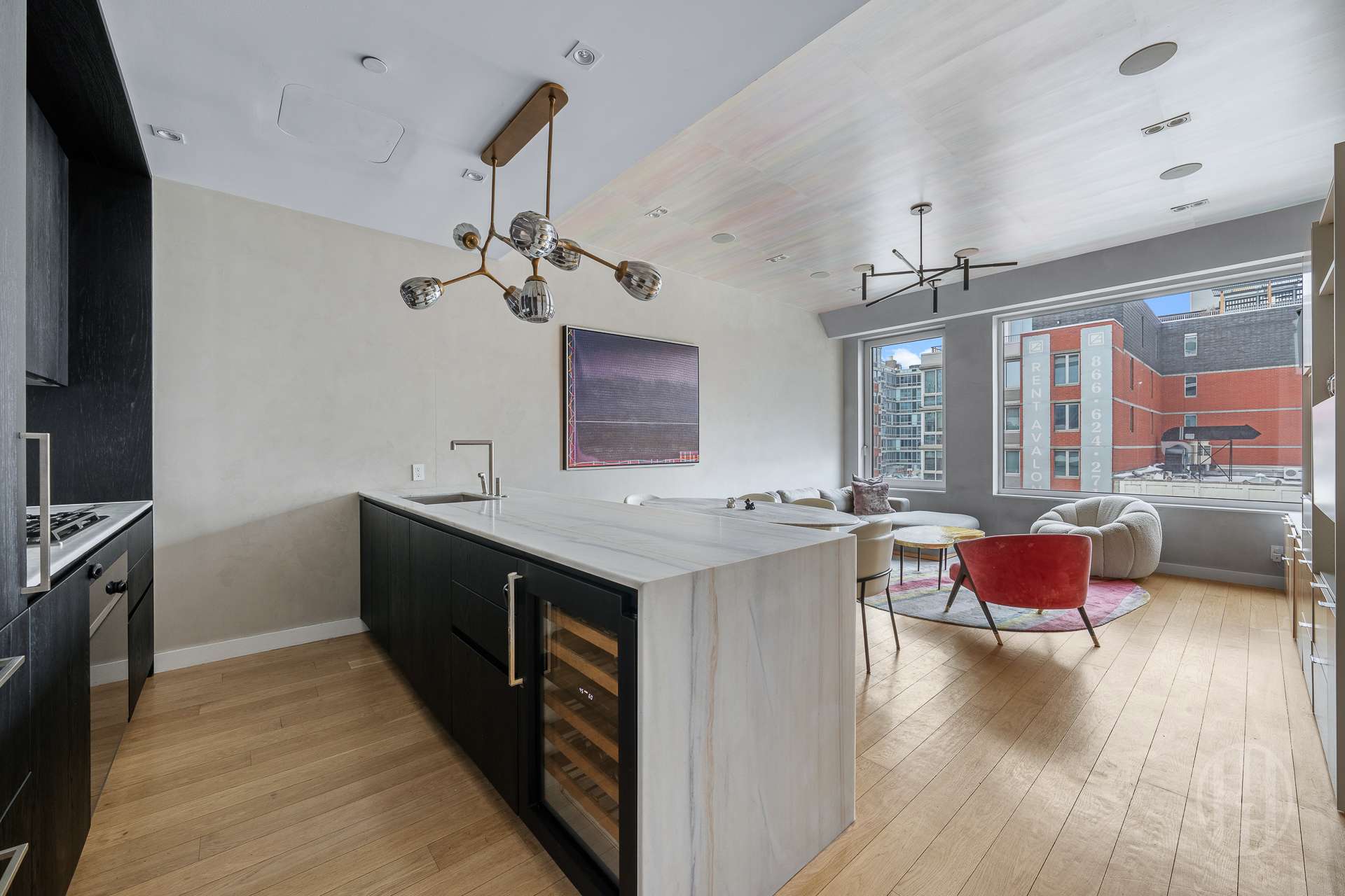 #6 photo, 32 E 1st Street, Манхэттен ‖ East Village , NY 10003