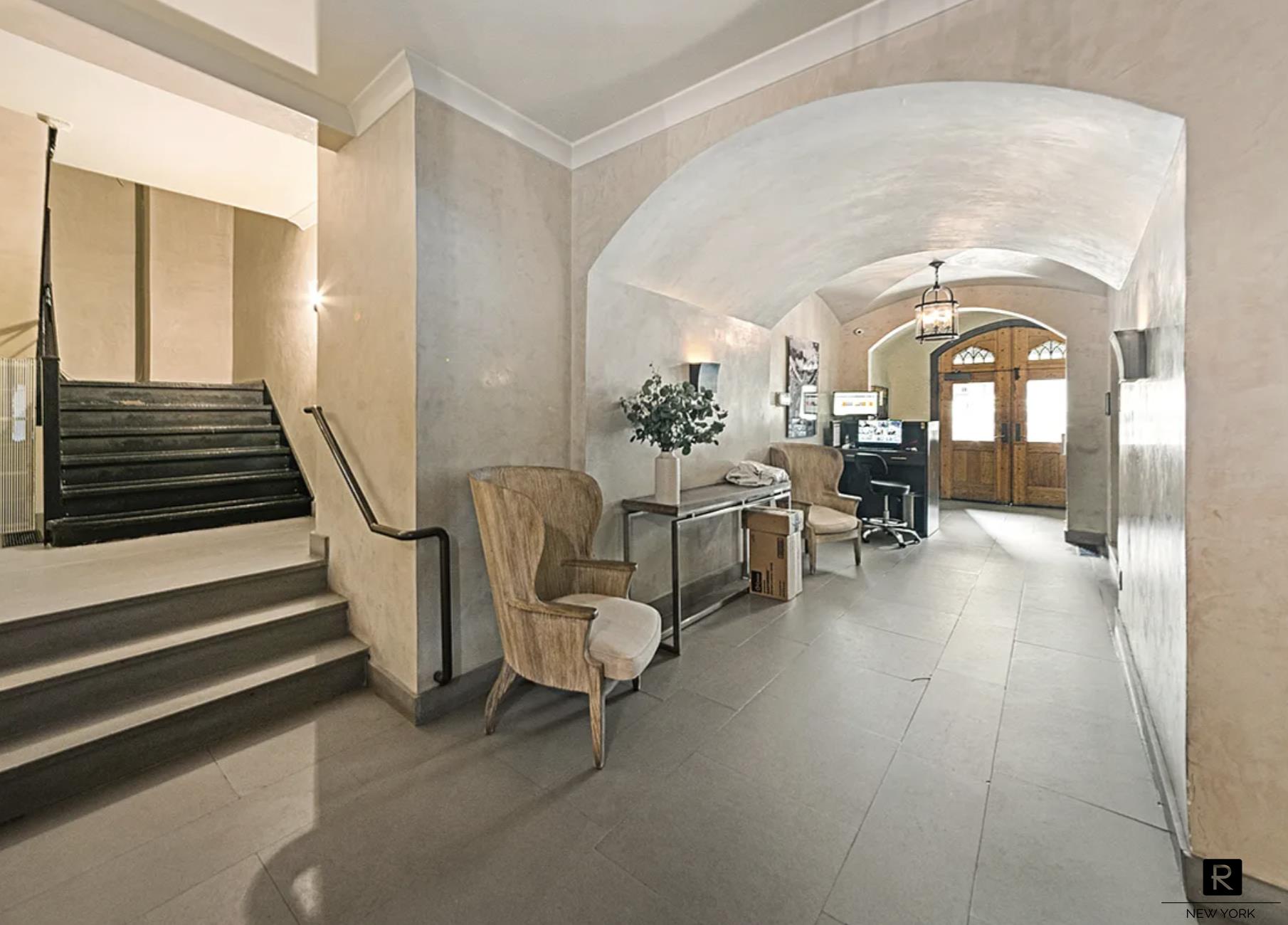 #7 photo, 865 1st Avenue, 맨해튼 Turtle Bay , NY 10017