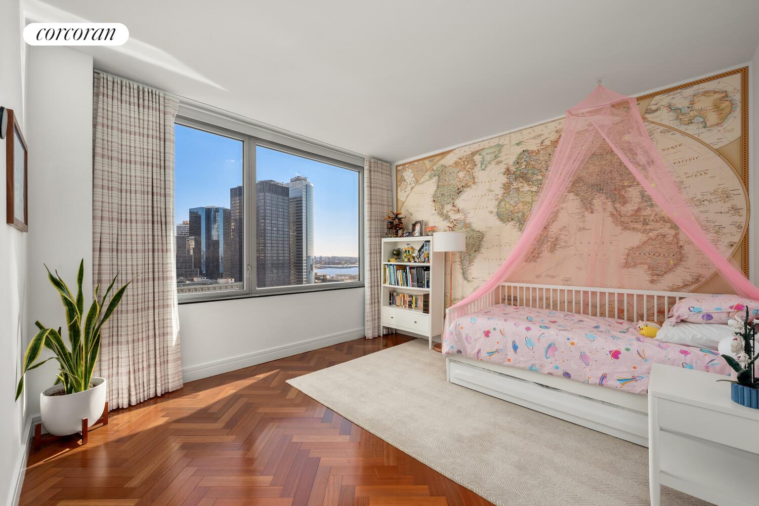 #11 photo, 10 LITTLE WEST Street, Battery Park City , NY 10004