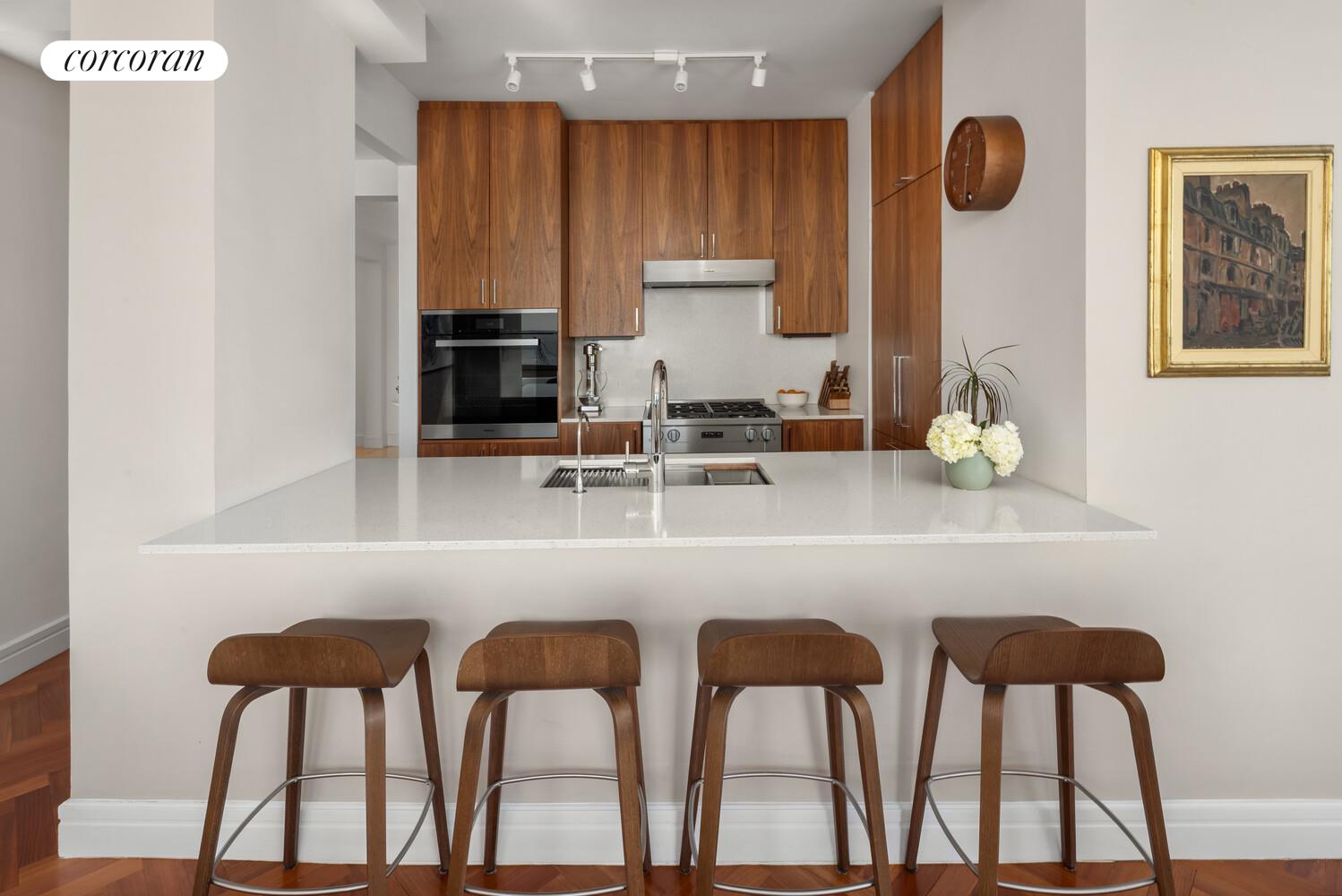 #6 photo, 10 LITTLE WEST Street, Battery Park City , NY 10004