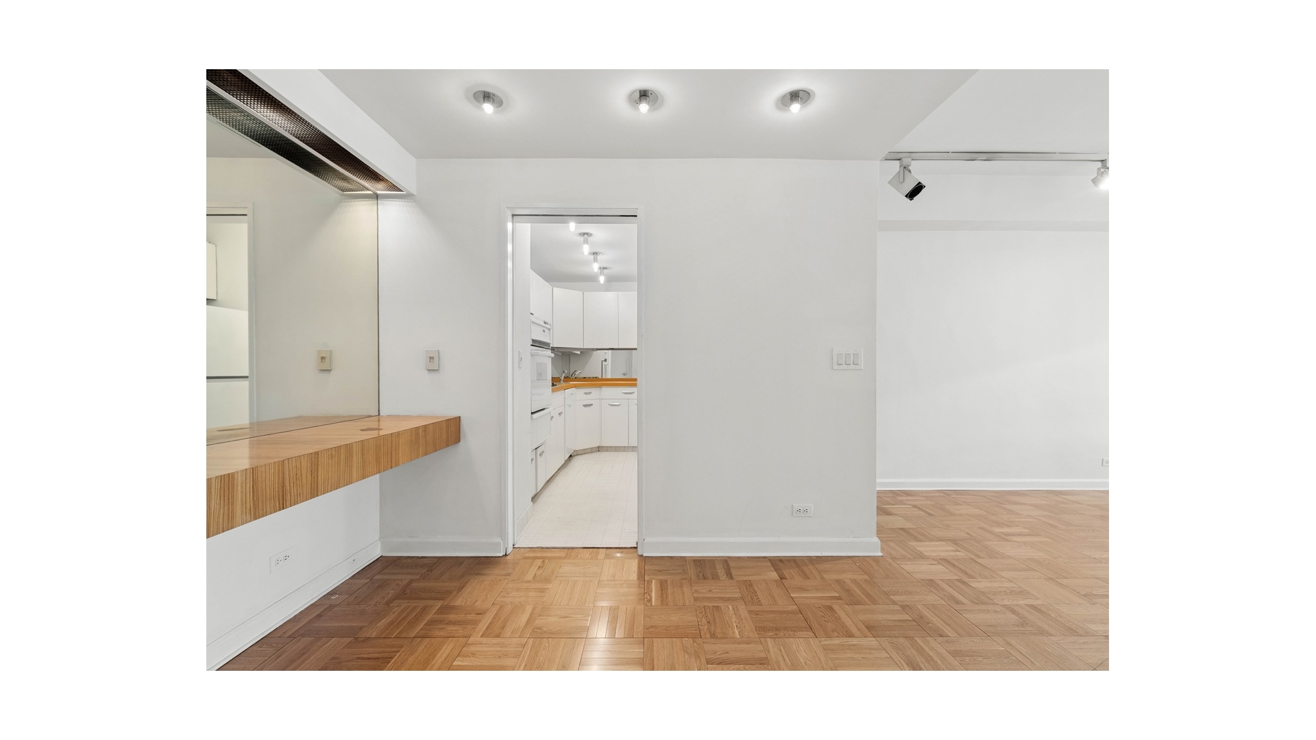 #3 photo, 205 E 63RD Street, Манхэттен ‖ Lenox Hill , NY 10065