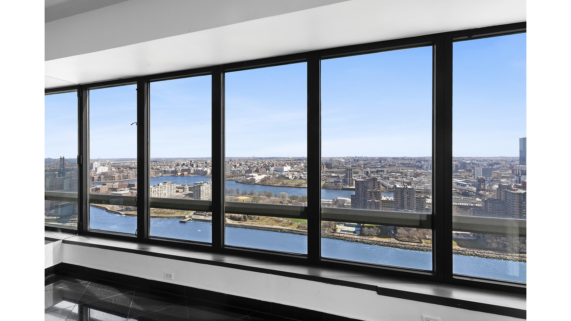 #3 photo, 530 E 76TH Street, Lenox Hill , NY 10021