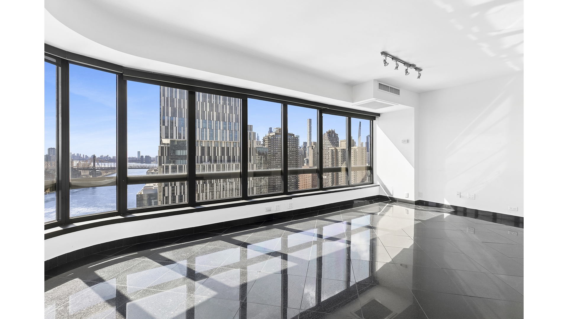 #4 photo, 530 E 76TH Street, Lenox Hill , NY 10021