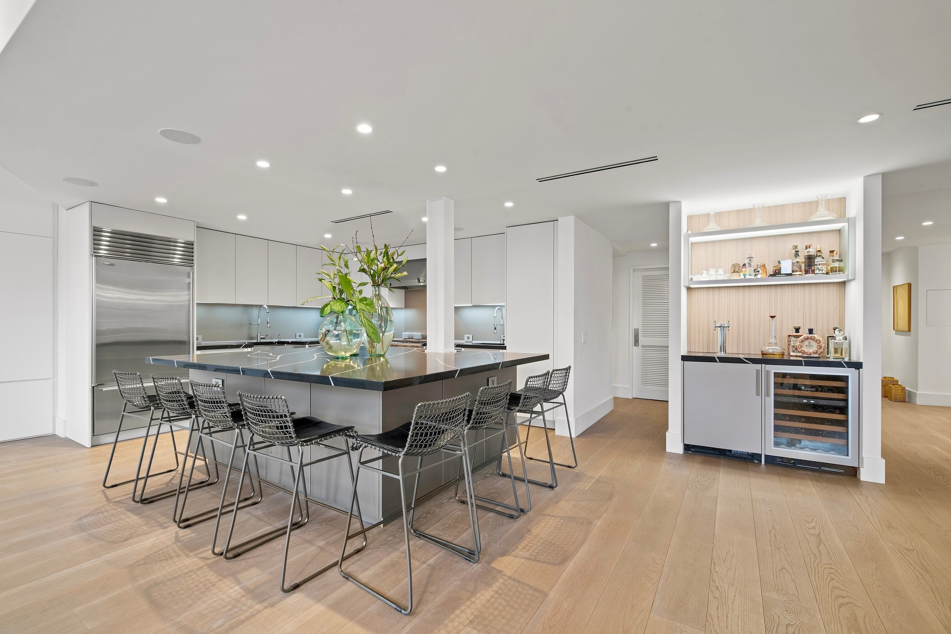 #4 photo, 130 Fulton Street, Манхэттен ‖ Financial District , NY 10038