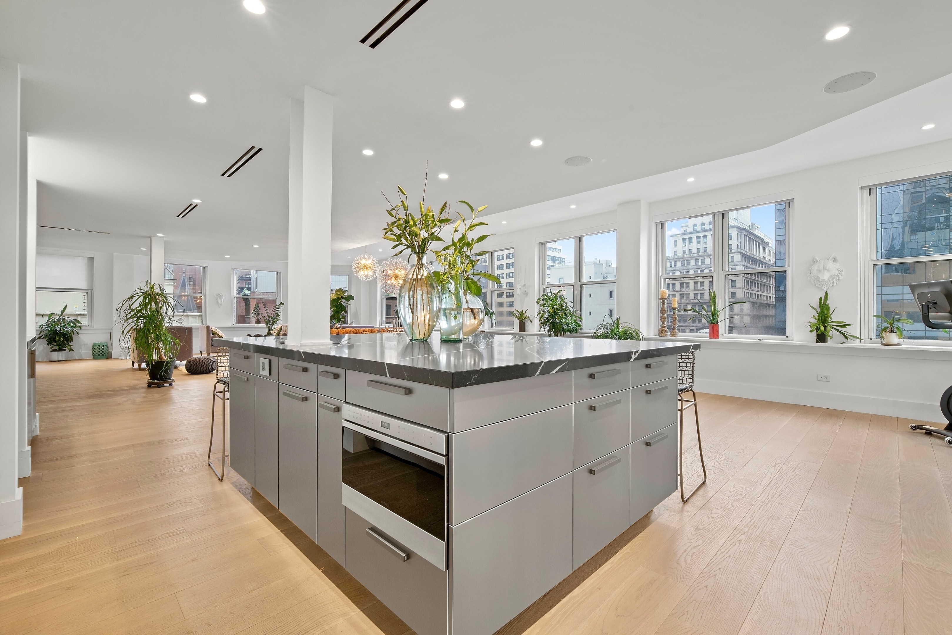 #6 photo, 130 Fulton Street, Манхэттен ‖ Financial District , NY 10038