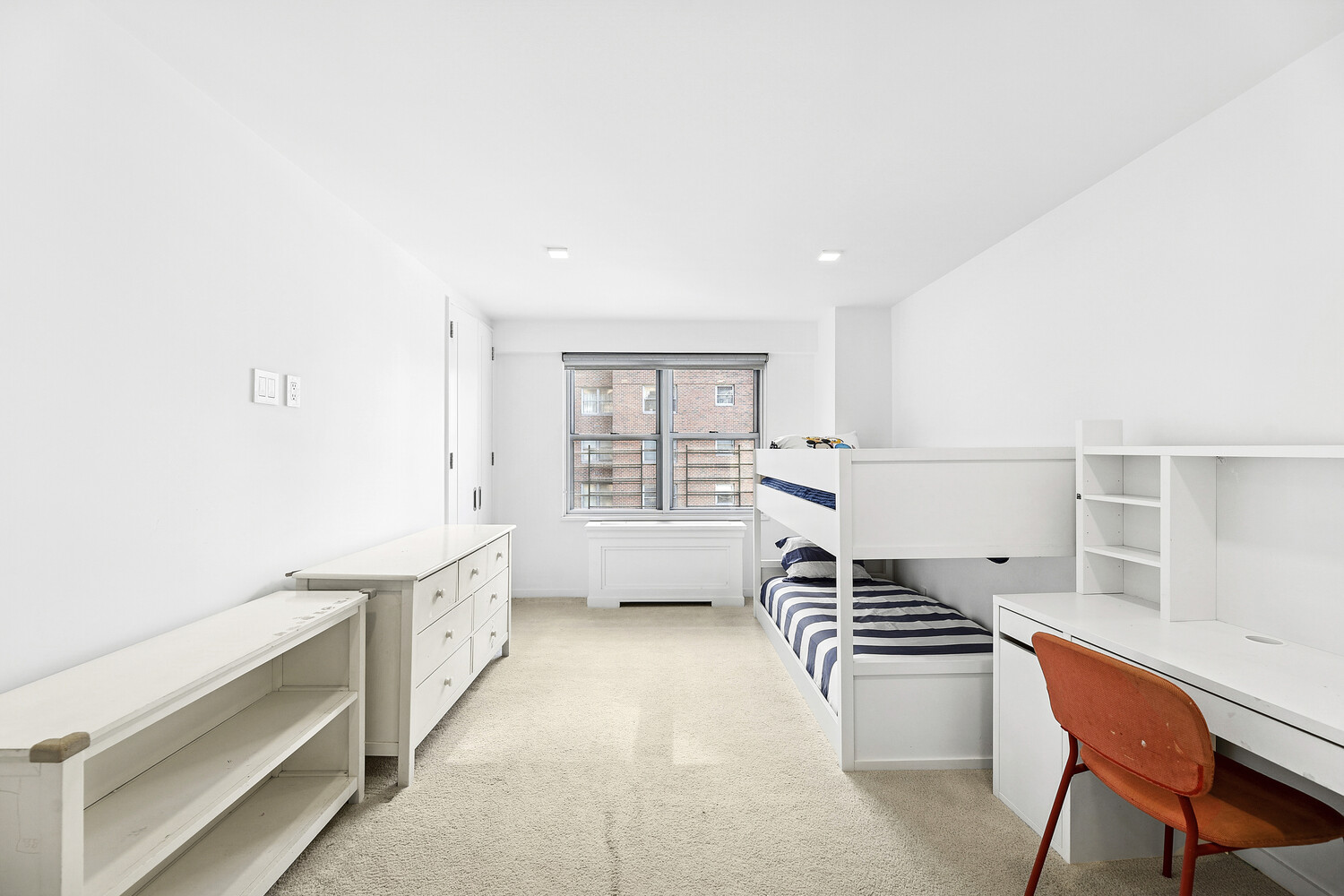 #10 photo, 360 E 72ND Street, Манхэттен ‖ Lenox Hill , NY 10021