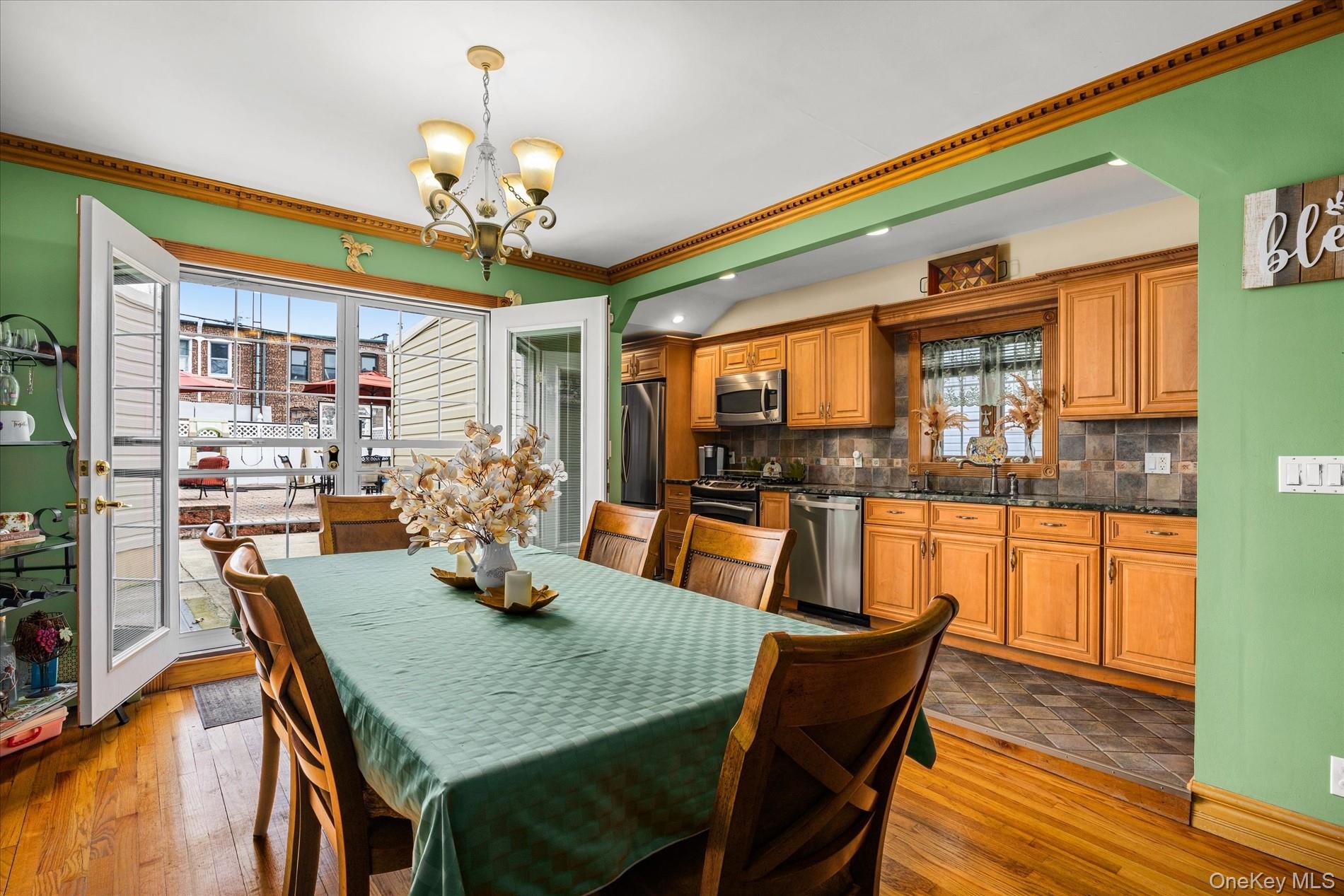 #10 photo, 72-31 73rd Street, 皇后區 Glendale , NY 11385