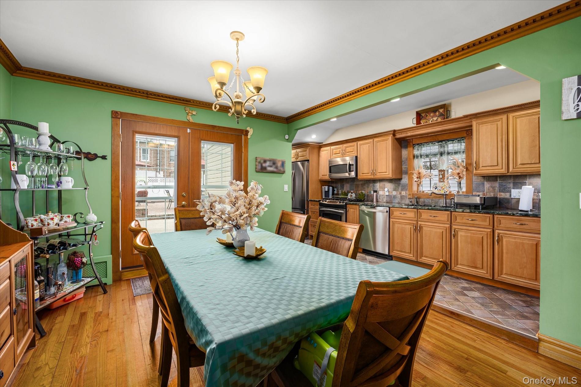 #9 photo, 72-31 73rd Street, 皇后區 Glendale , NY 11385