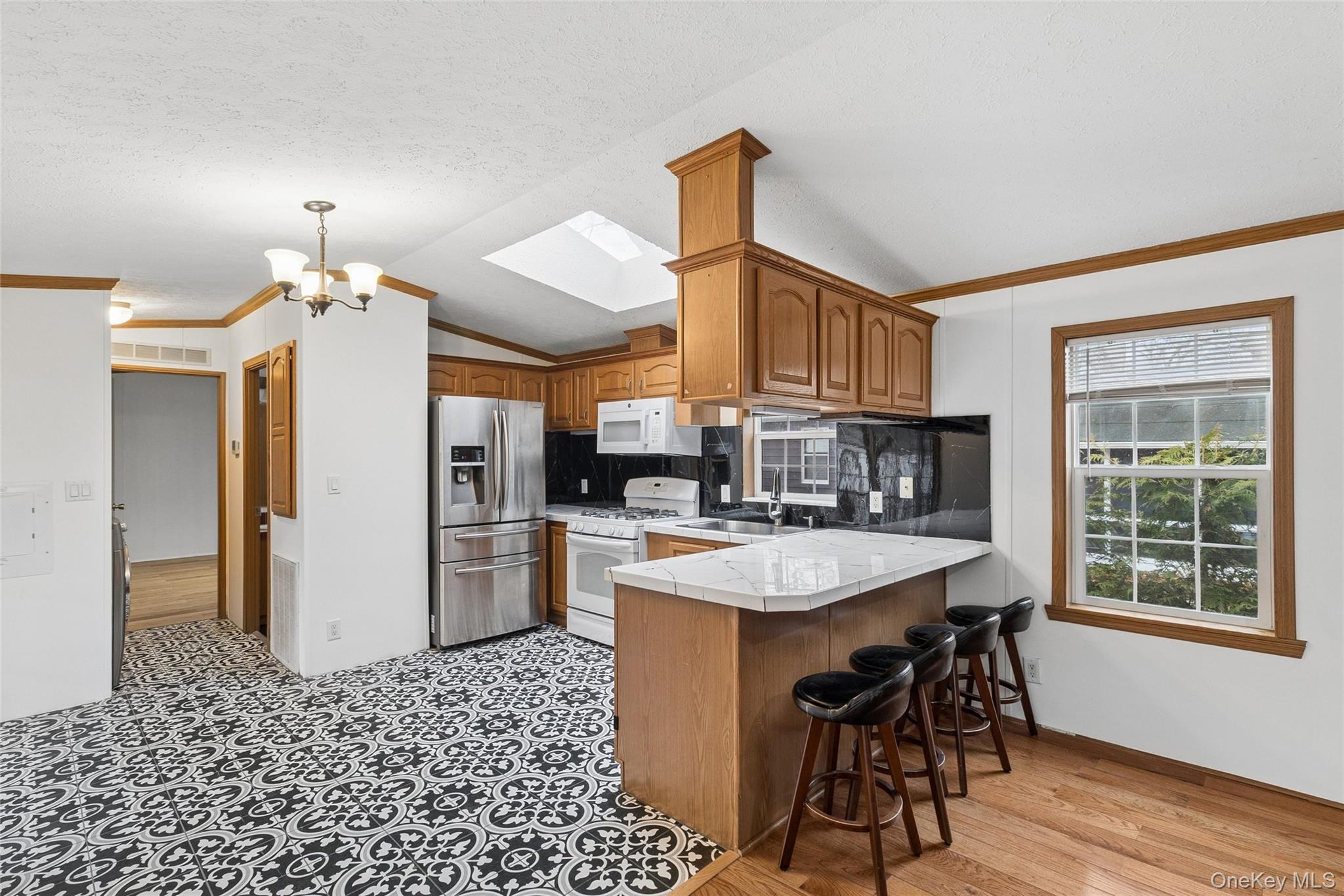 #12 photo, 37 Hubbard Ave #5, Riverhead , NY 11901