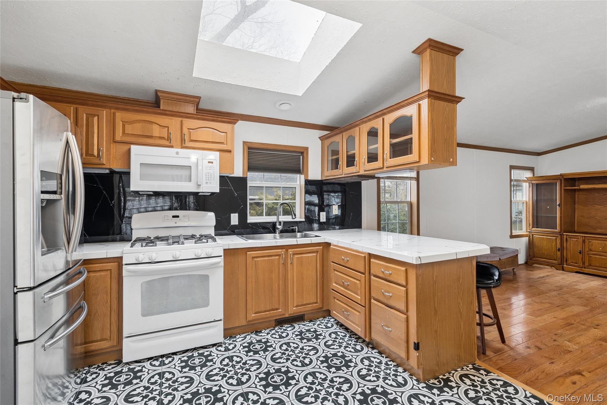 #16 photo, 37 Hubbard Ave #5, Riverhead , NY 11901