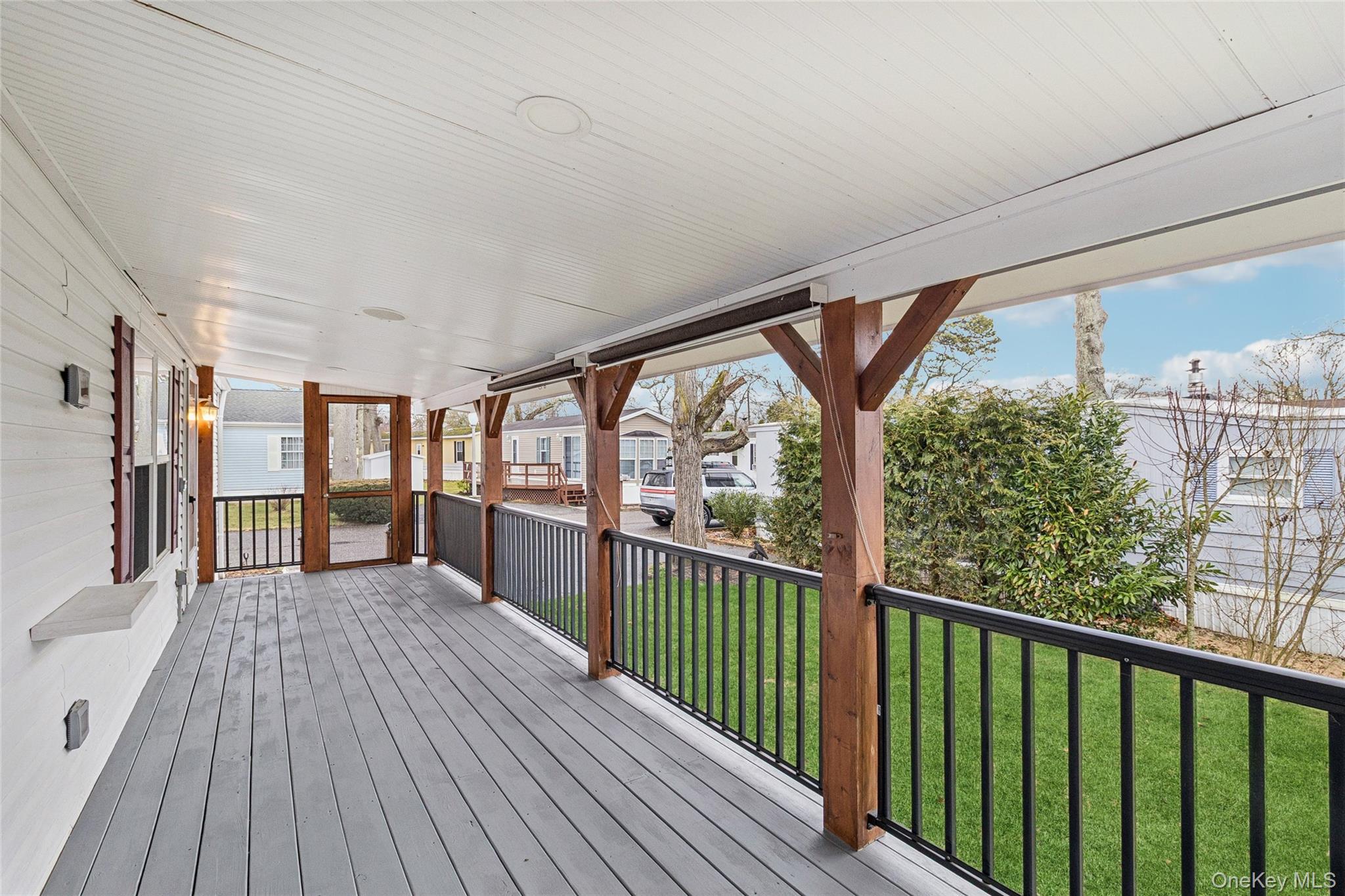 #2 photo, 37 Hubbard Ave #5, Riverhead , NY 11901