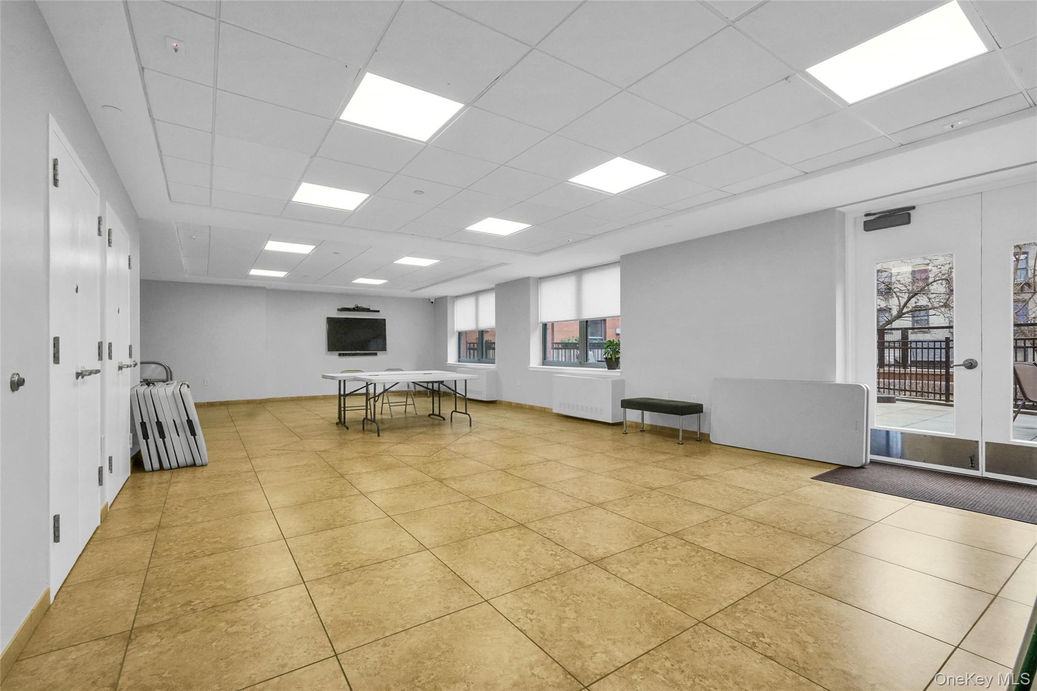 #10 photo, 837 Washington Avenue, Бронкс ‖ Bronx , NY 10451