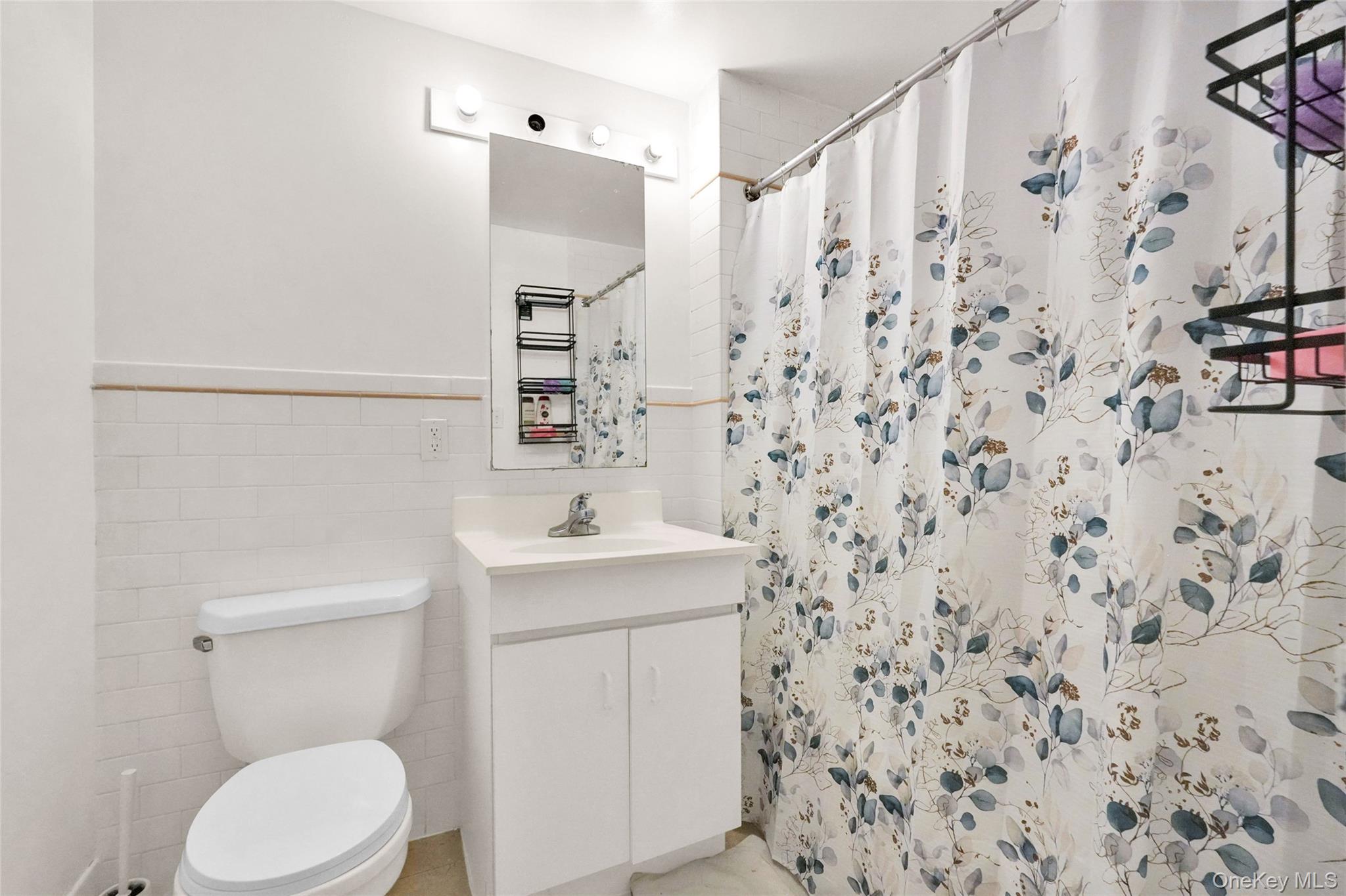 #8 photo, 837 Washington Avenue, Бронкс ‖ Bronx , NY 10451