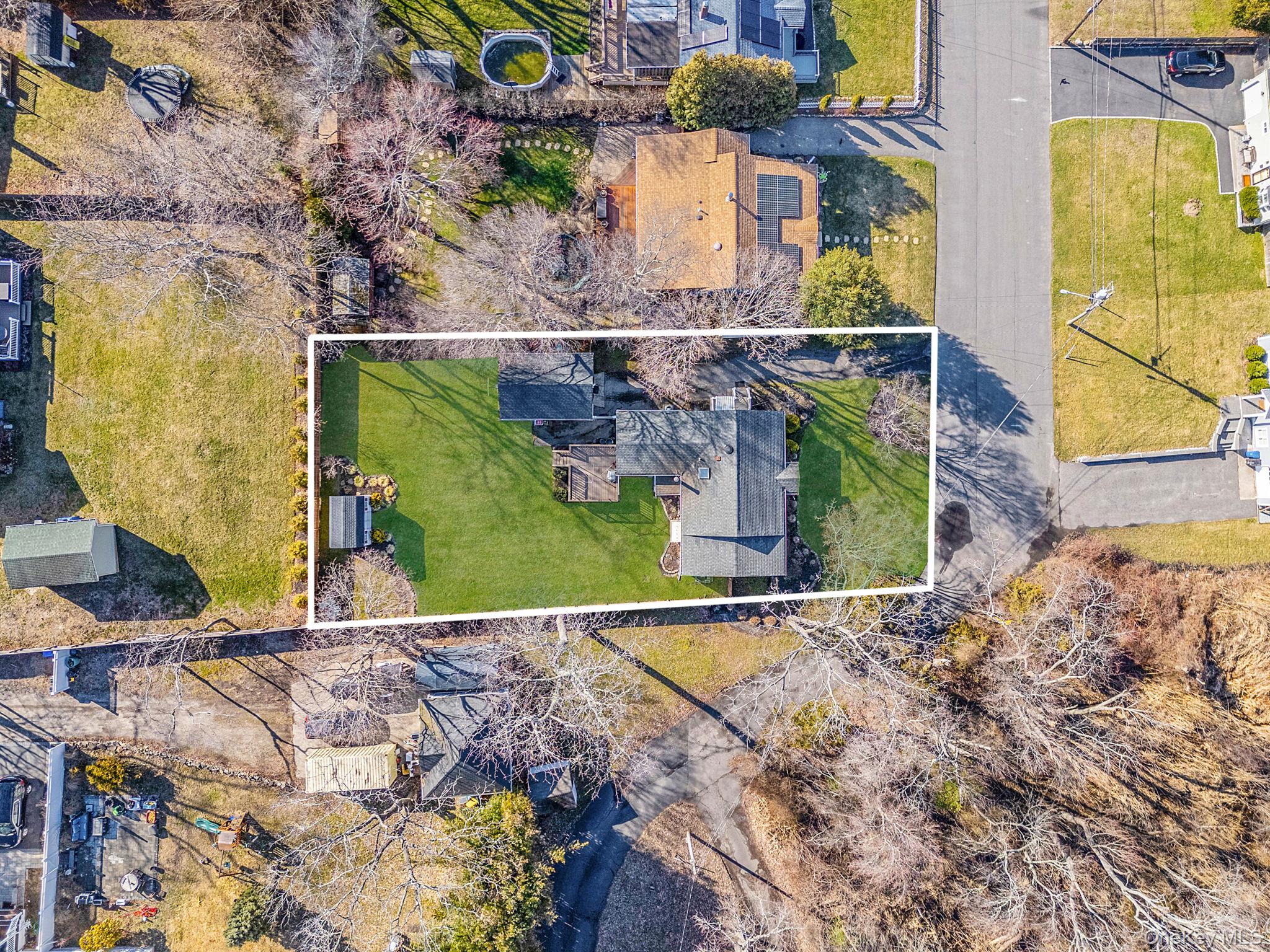 #4 photo, 47 Thorburn Avenue, Patchogue , NY 11772