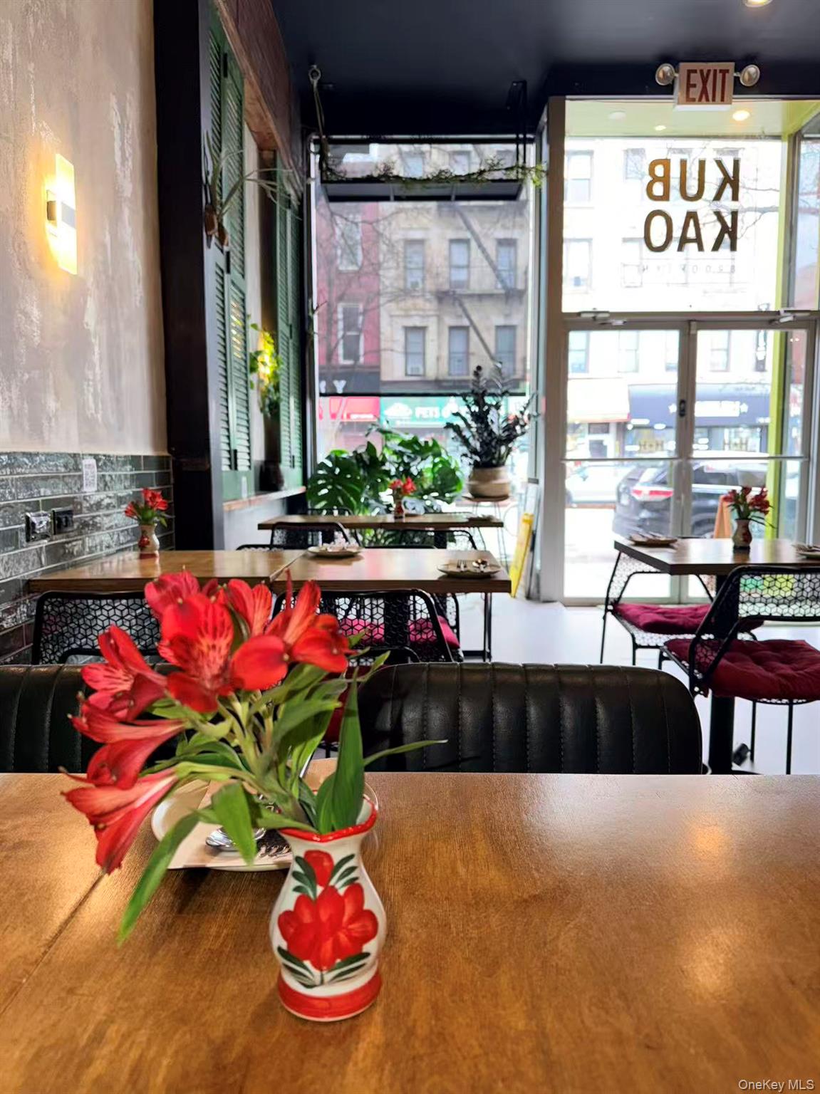 #8 photo, 988 Manhattan Avenue, הברונקס Brooklyn , NY 11222