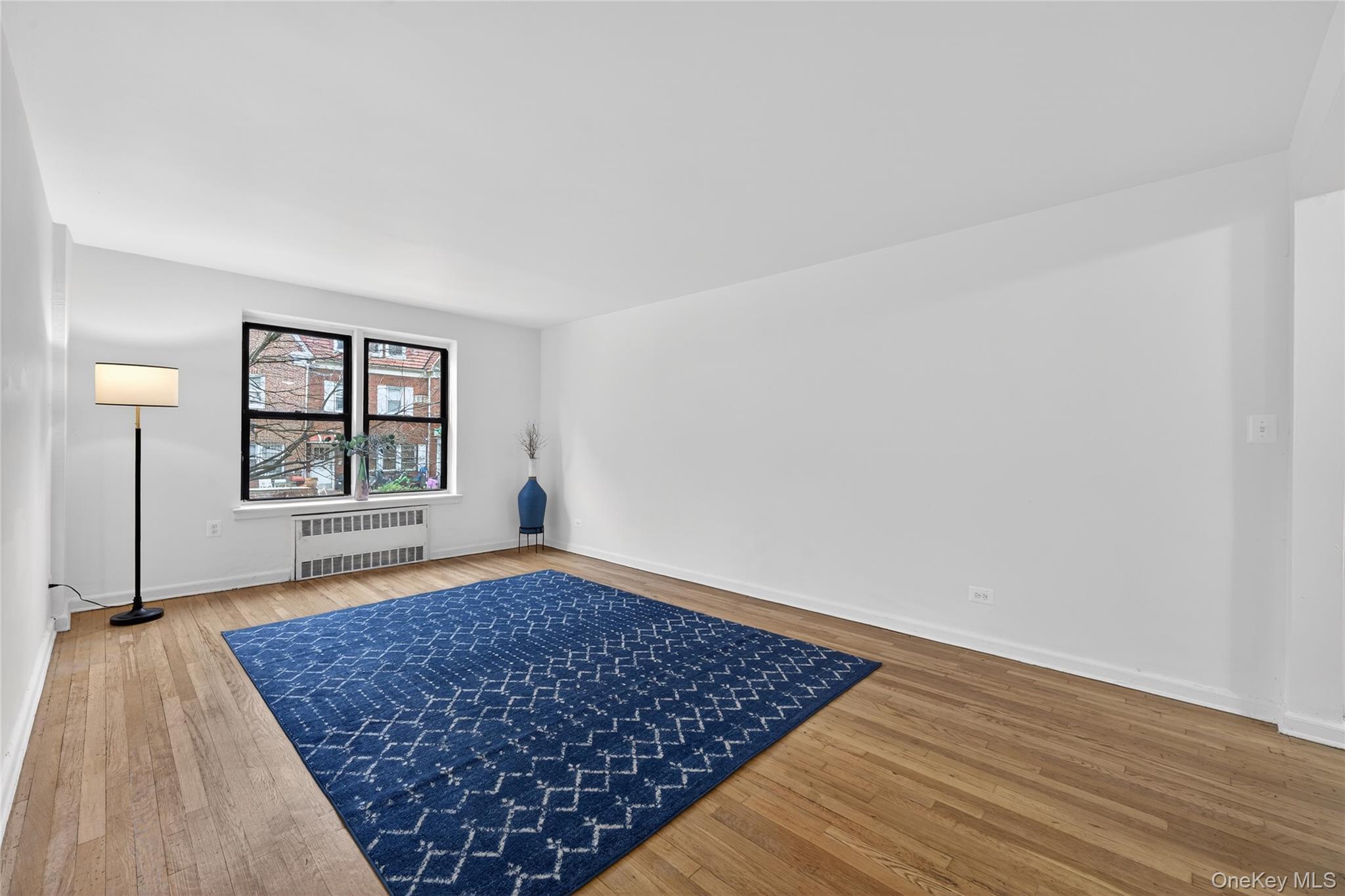 #4 photo, 37-20 87th Street, Jackson Heights , NY 11372