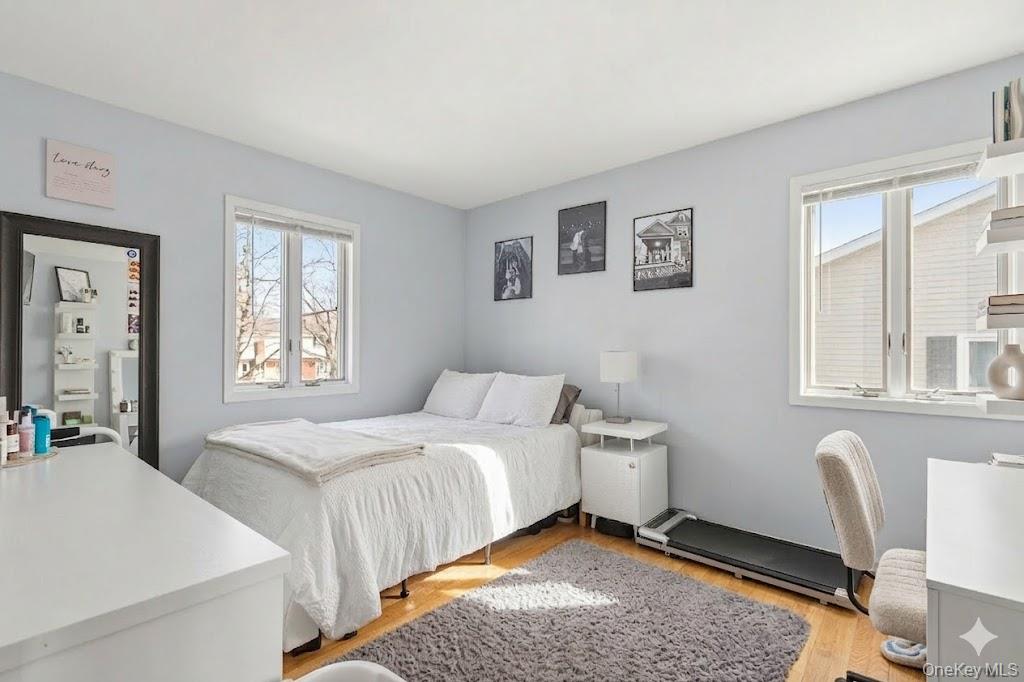 #11 photo, 809 Canal Street, Lindenhurst , NY 11757