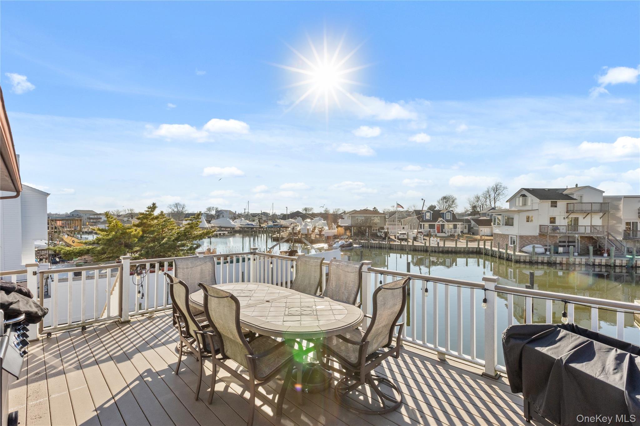 #15 photo, 809 Canal Street, Lindenhurst , NY 11757