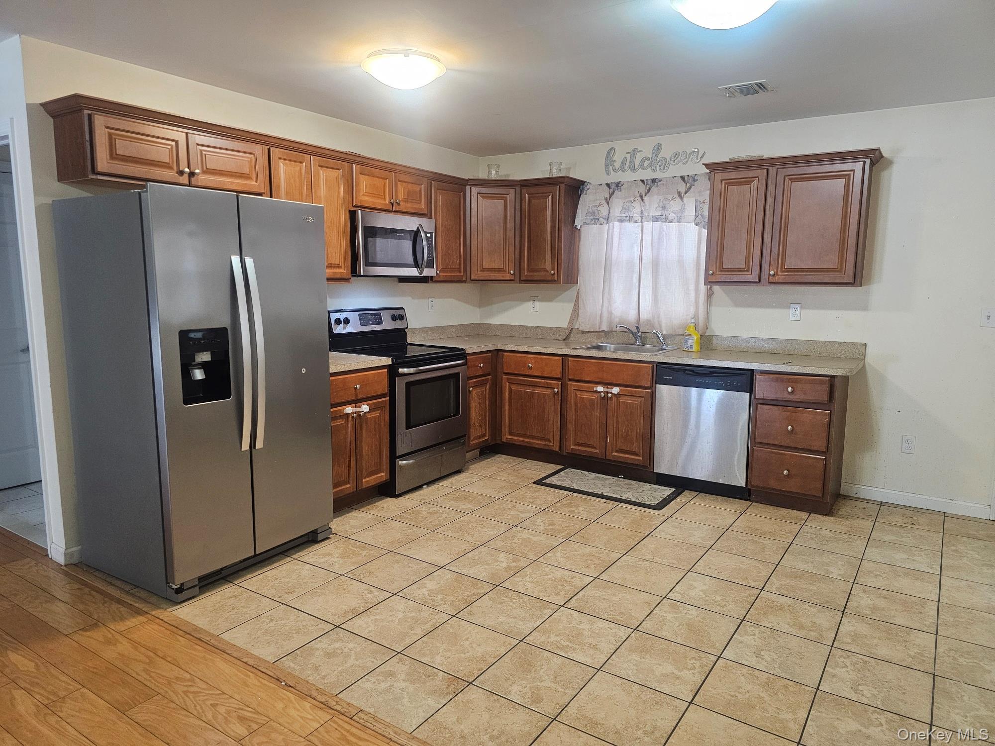 #2 photo, 558 Meade Avenue, Bellport , NY 11713