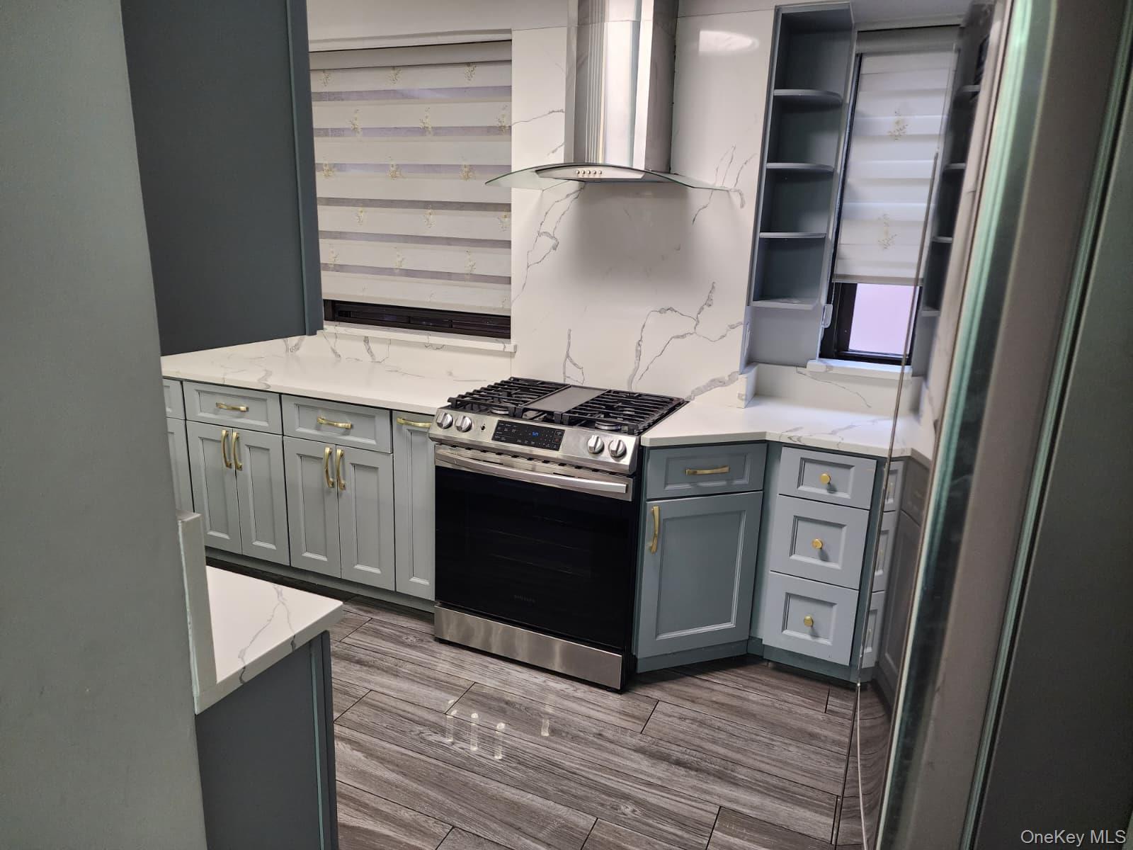 #5 photo, 61-55 98th Street, कुईंस Rego Park , NY 11374