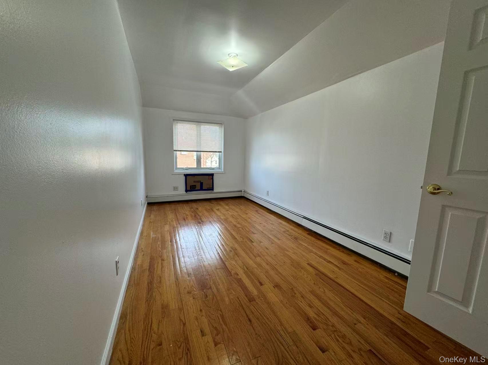 #8 photo, 45-55 162 Street, Flushing , NY 11358