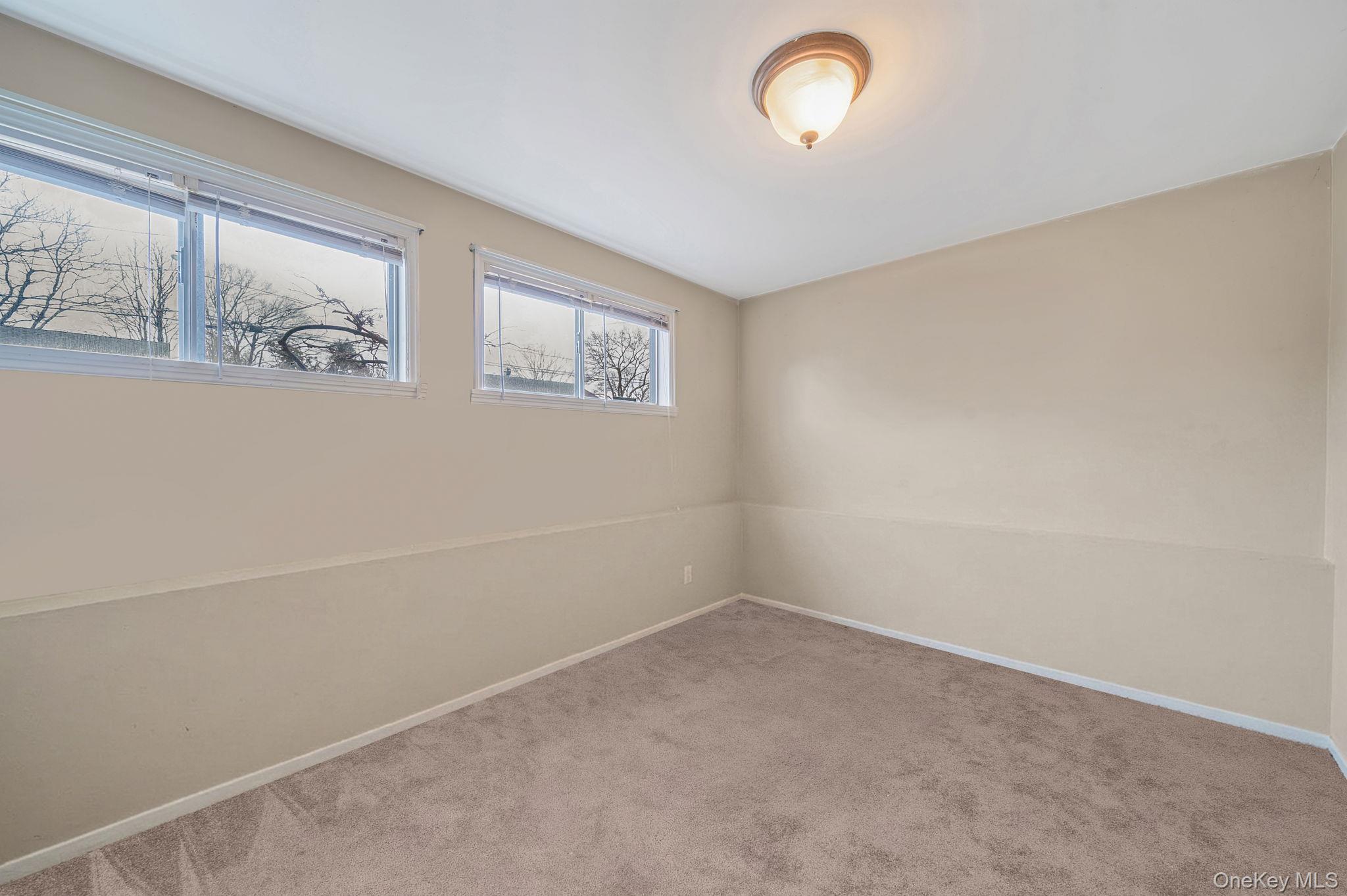 #16 photo, 317 Garden City Street, Islip Terrace , NY 11752