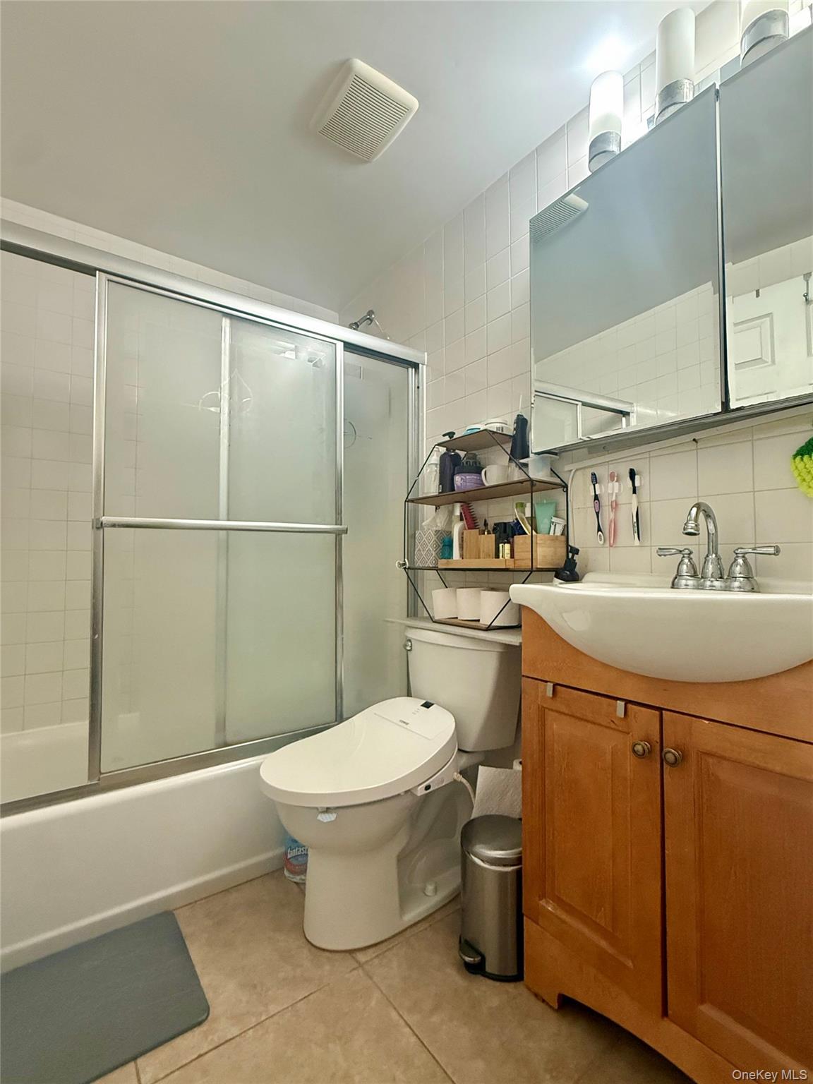 #8 photo, 4260 157th Street, 皇后區 Flushing , NY 11355