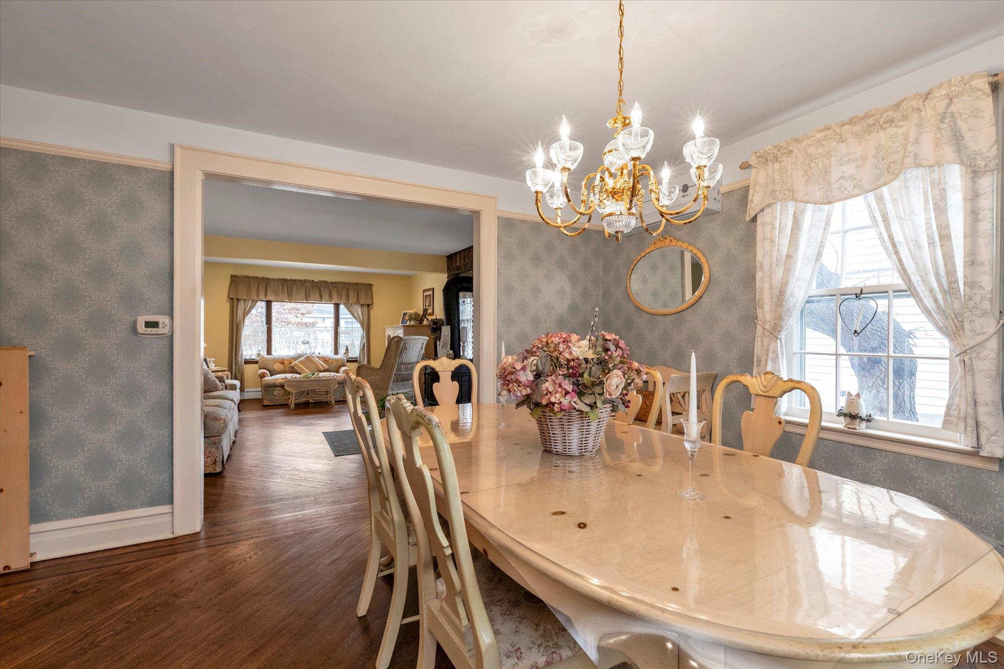 #7 photo, 13 Everett Street, 長島 Lynbrook , NY 11563