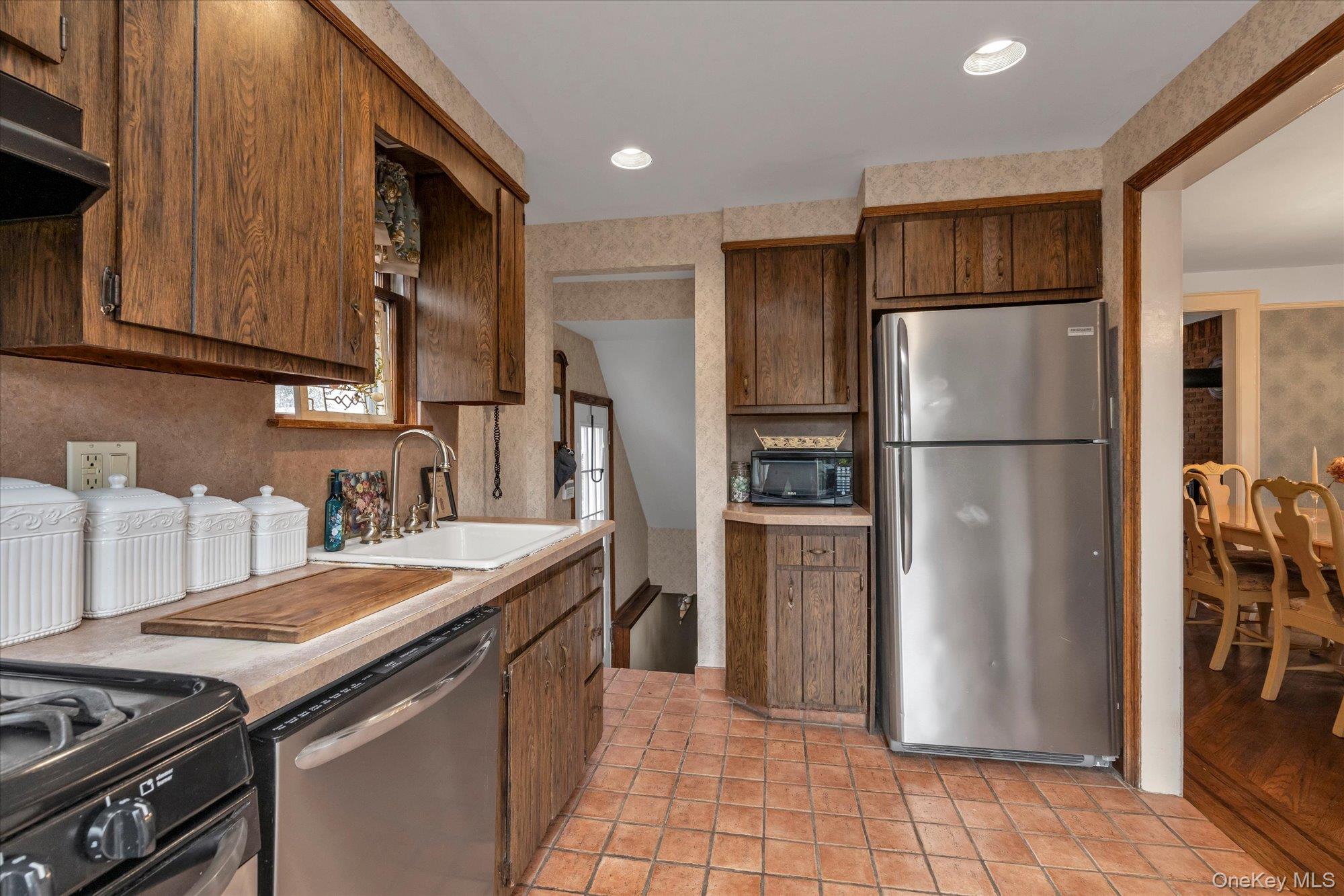 #9 photo, 13 Everett Street, 長島 Lynbrook , NY 11563