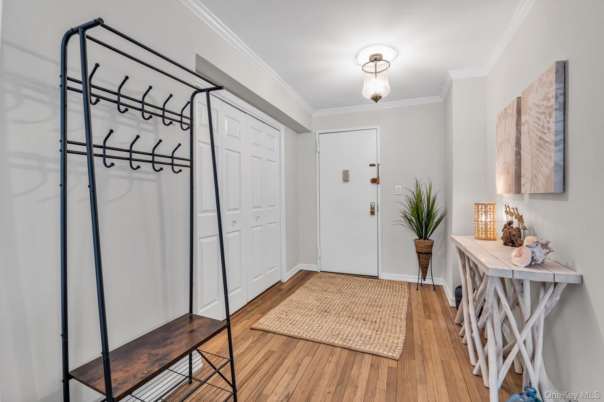 #3 photo, 840 Shore Road, Long Beach , NY 11561